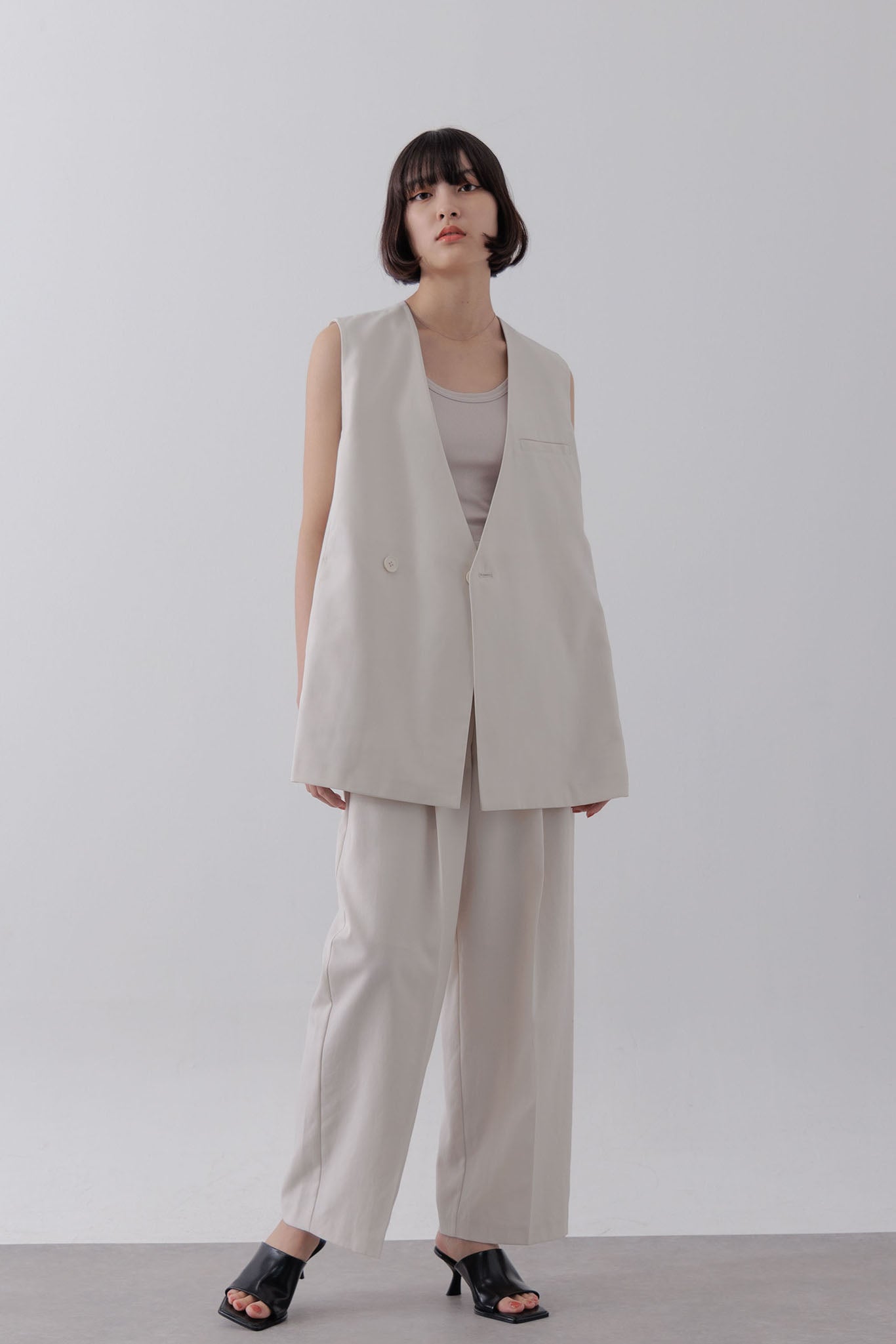 No collar gilet