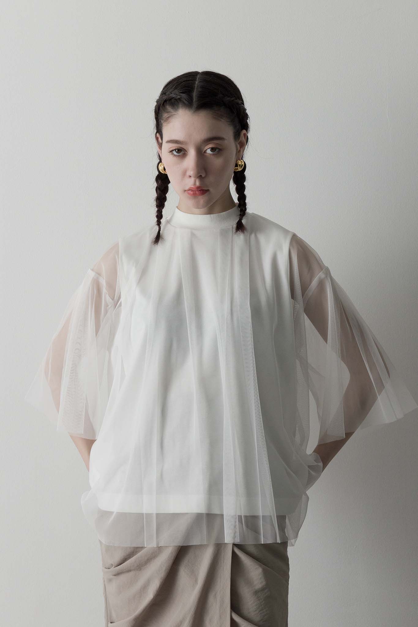 チュールレイヤードカットソー