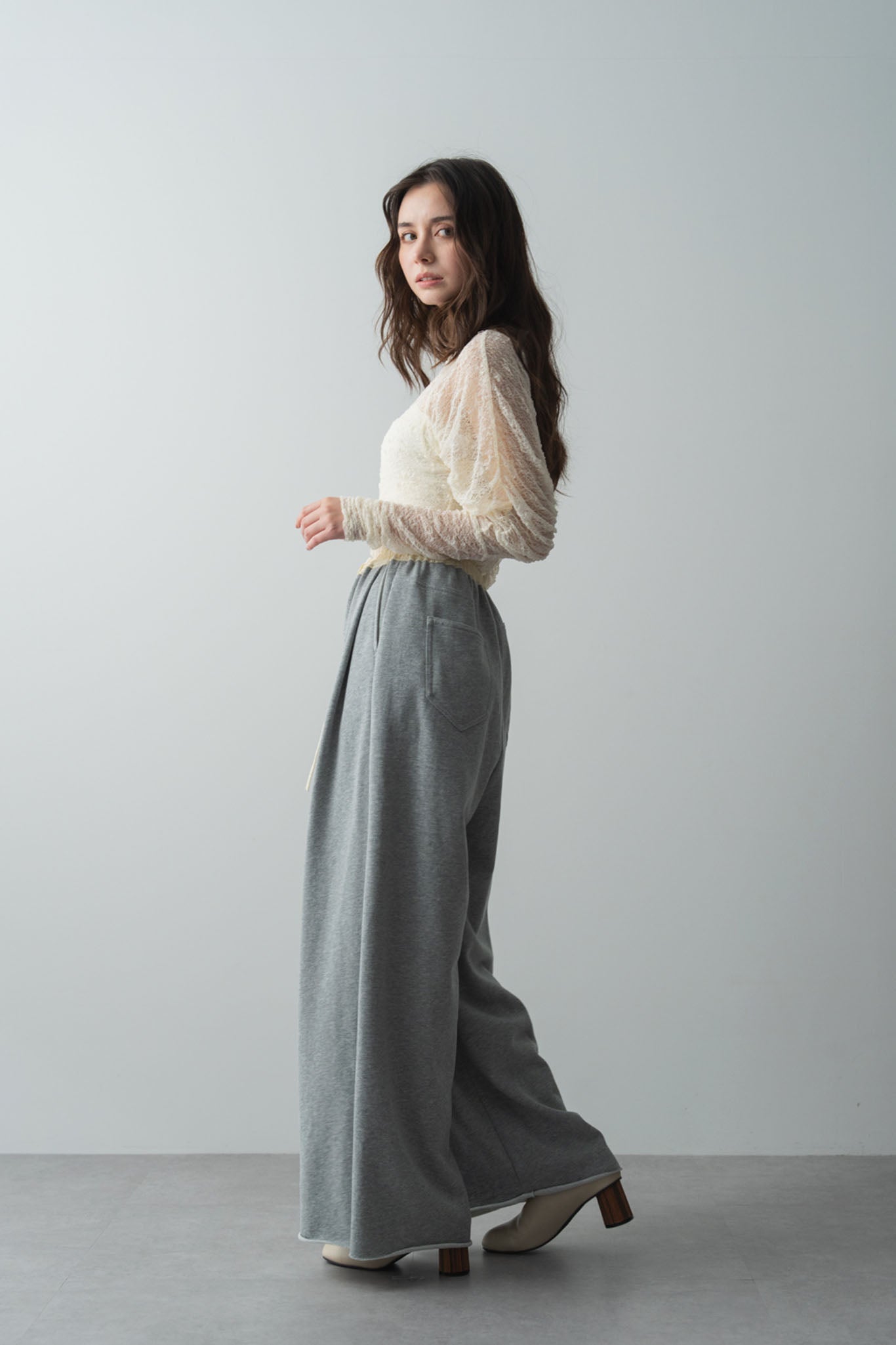 スエットワイドパンツ