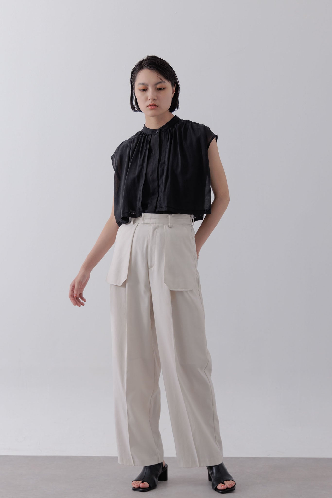 Sleeveless Cape Blouse
