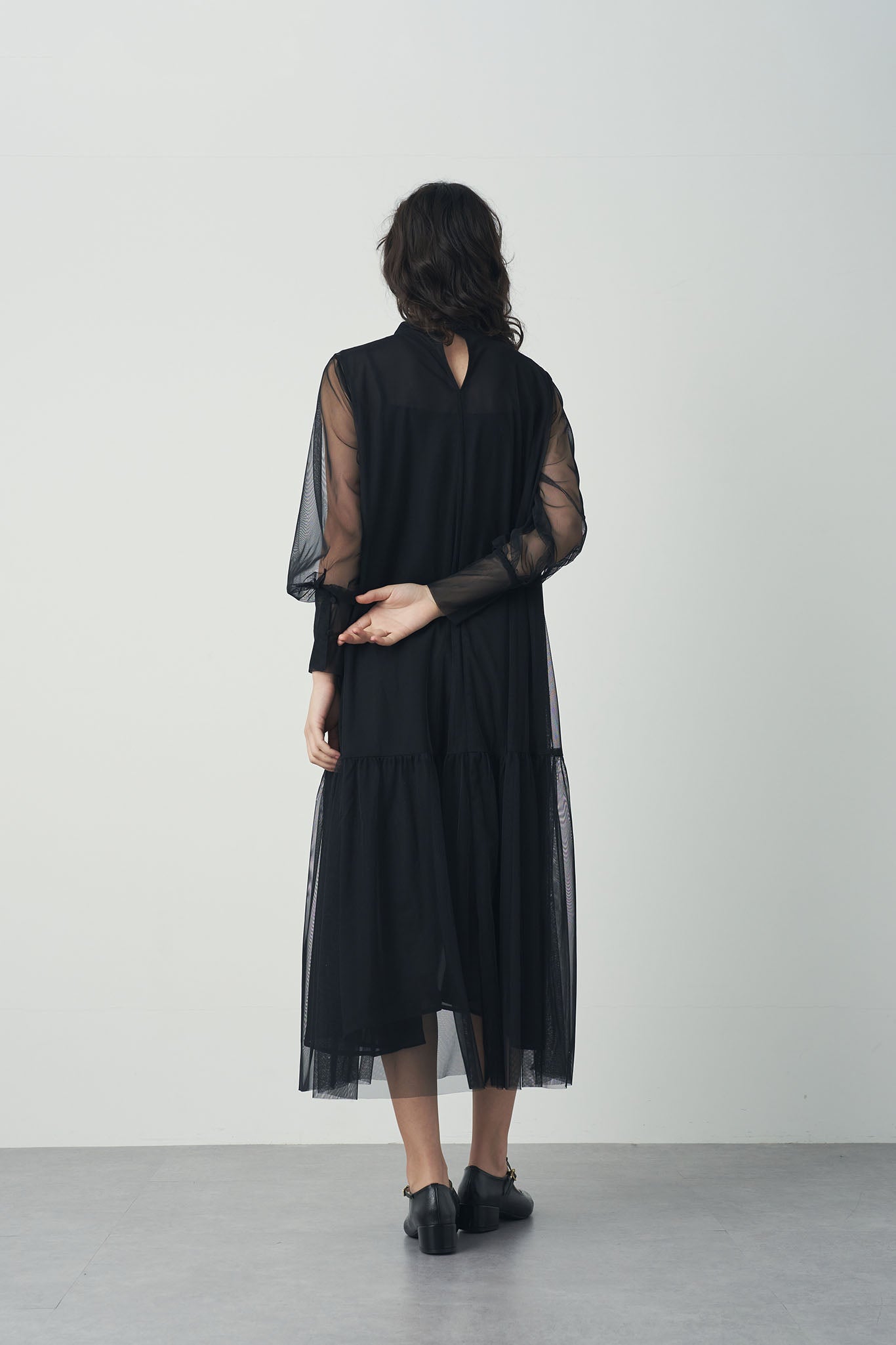 チュールレイヤードワンピース