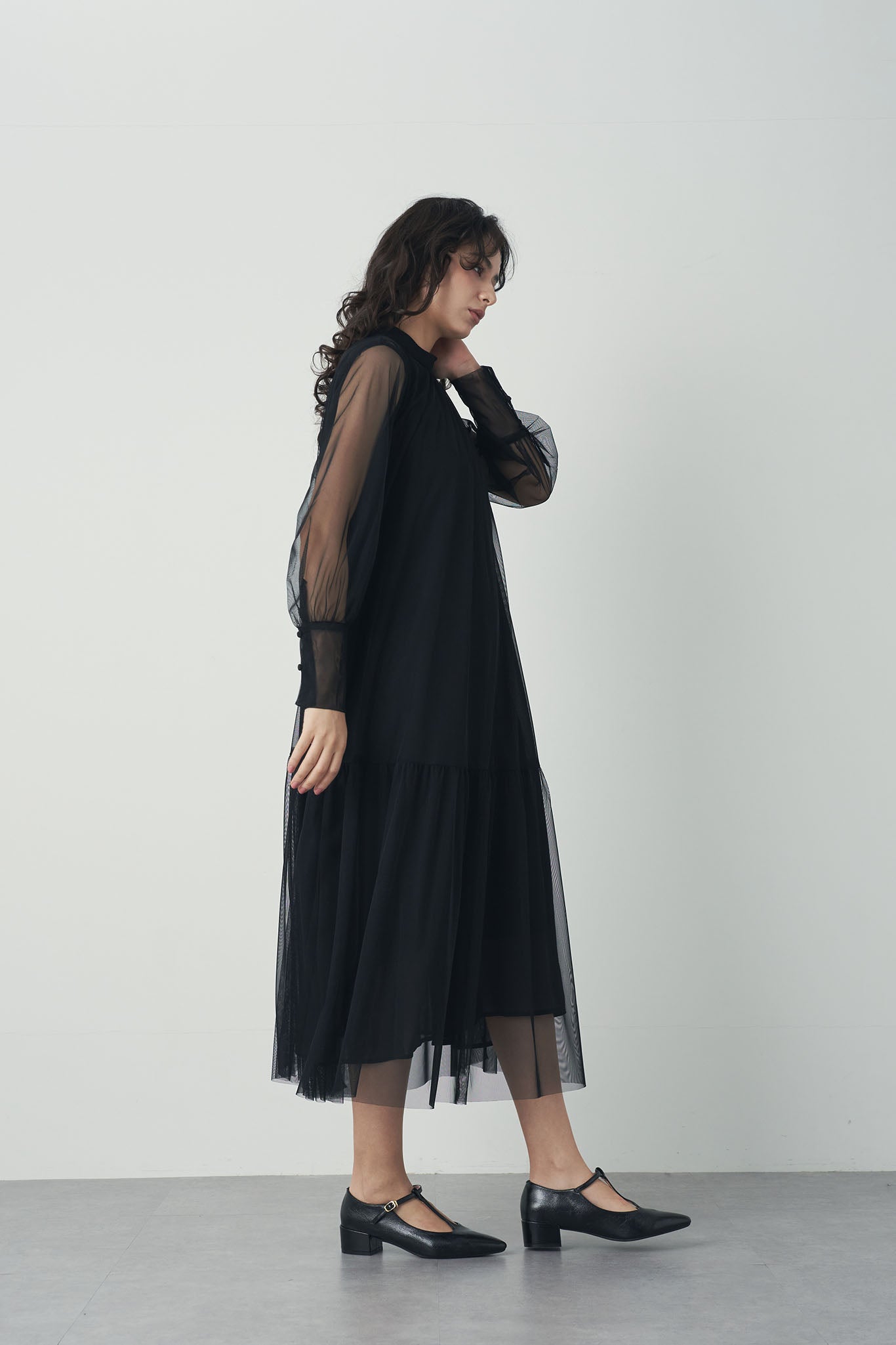 チュールレイヤードワンピース