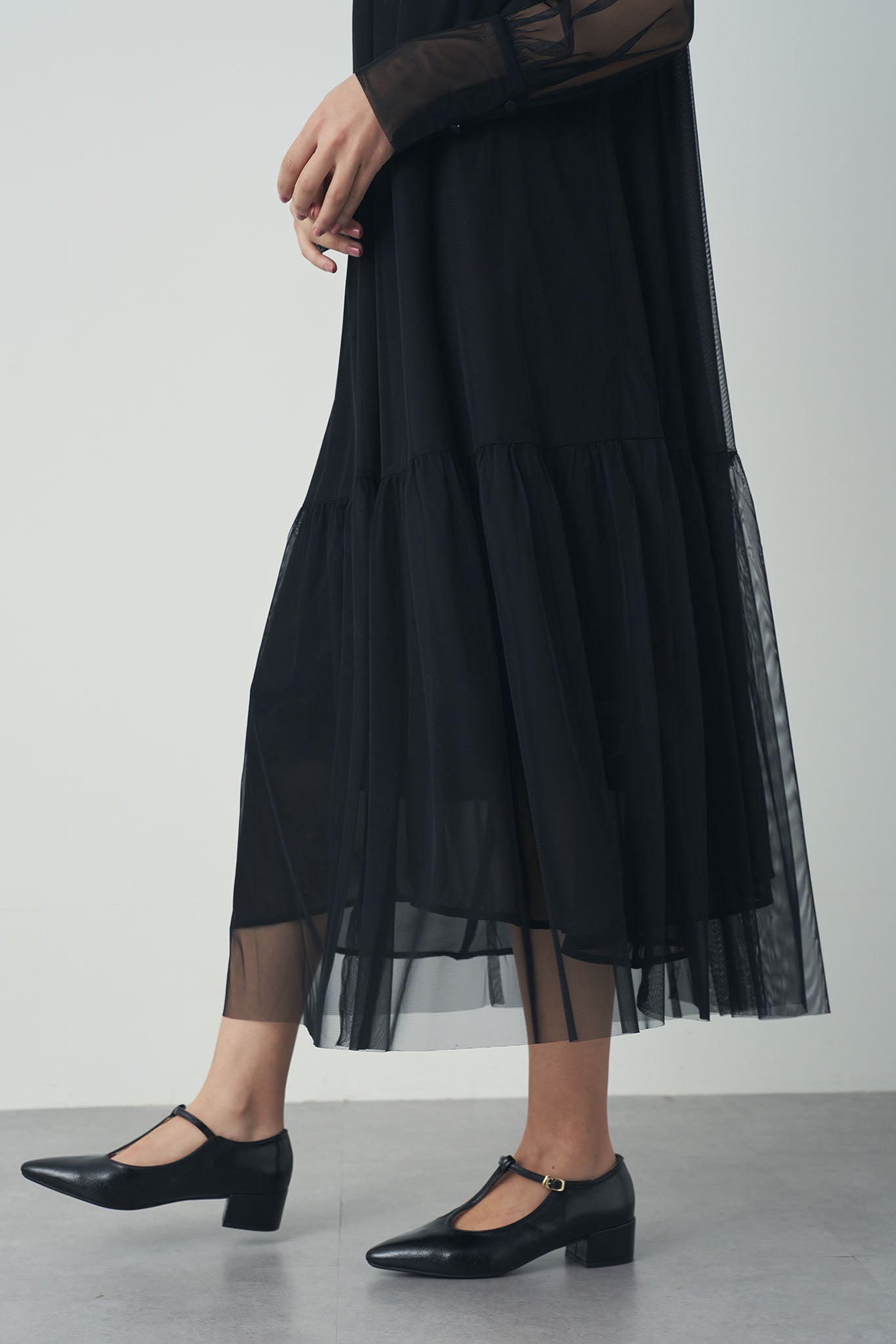 チュールレイヤードワンピース