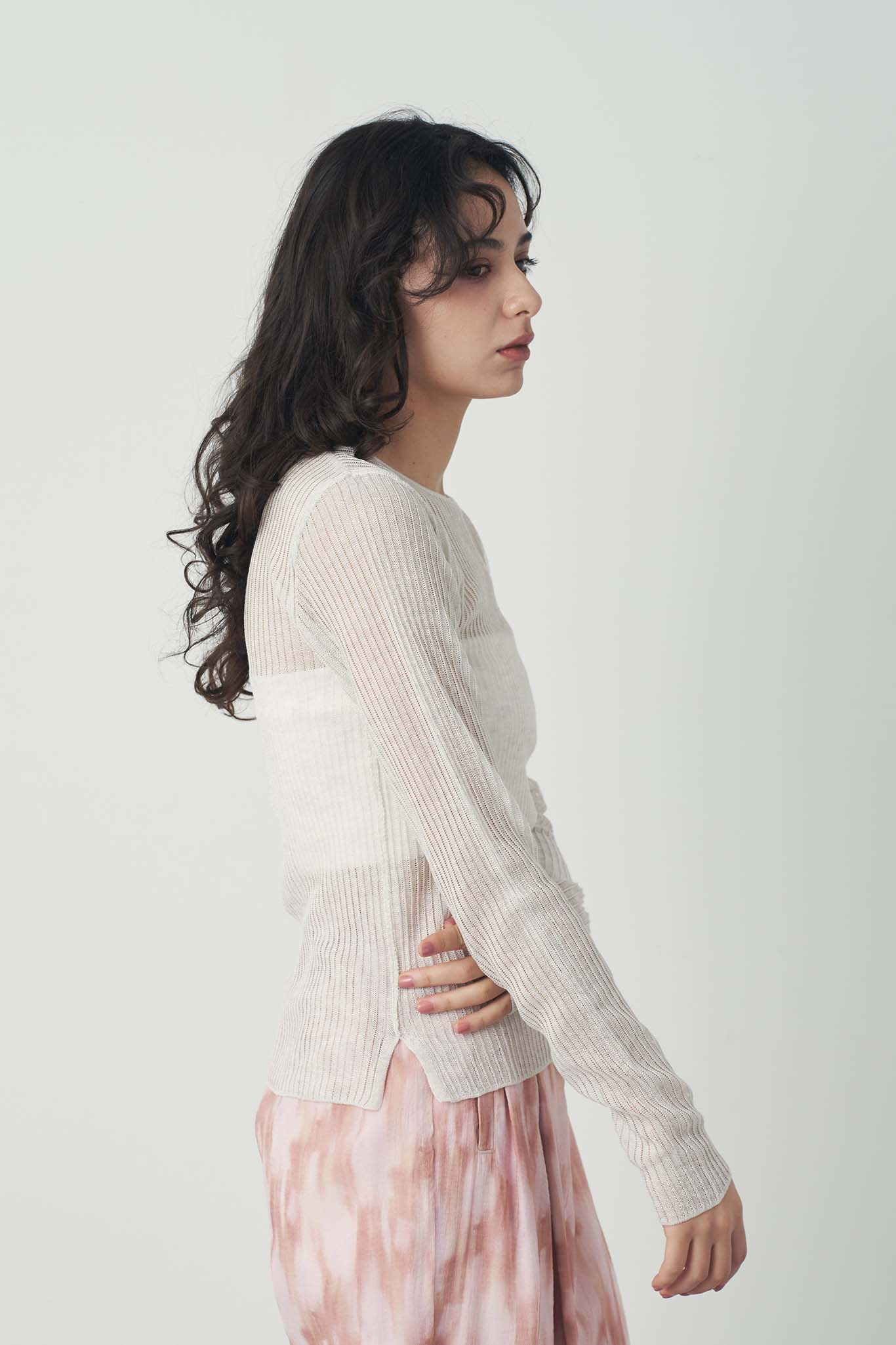 シアープリーツトップス