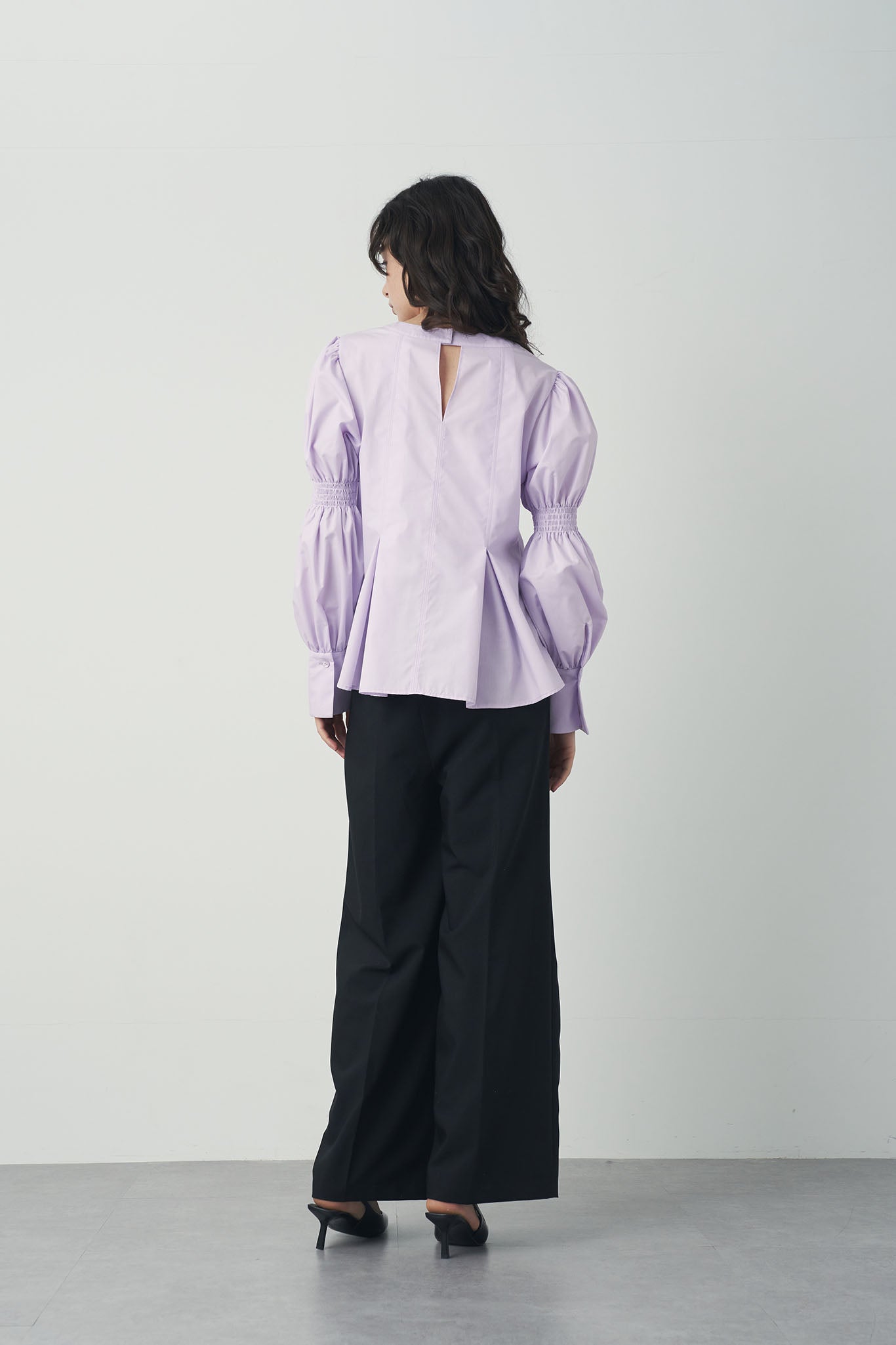 ギャザースリーブブラウス