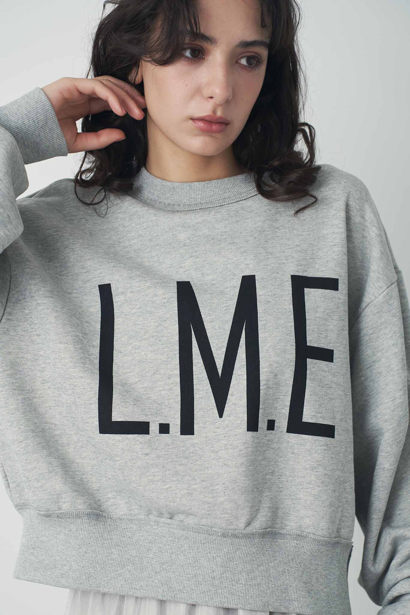 タックスリーブロゴスエット