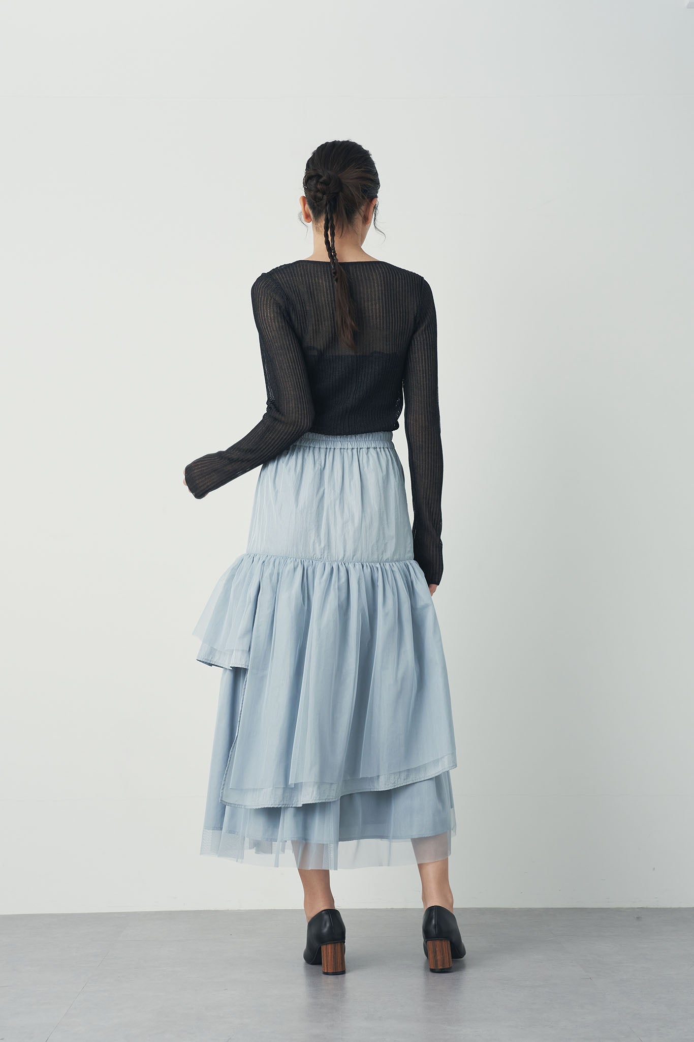 シアープリーツトップス