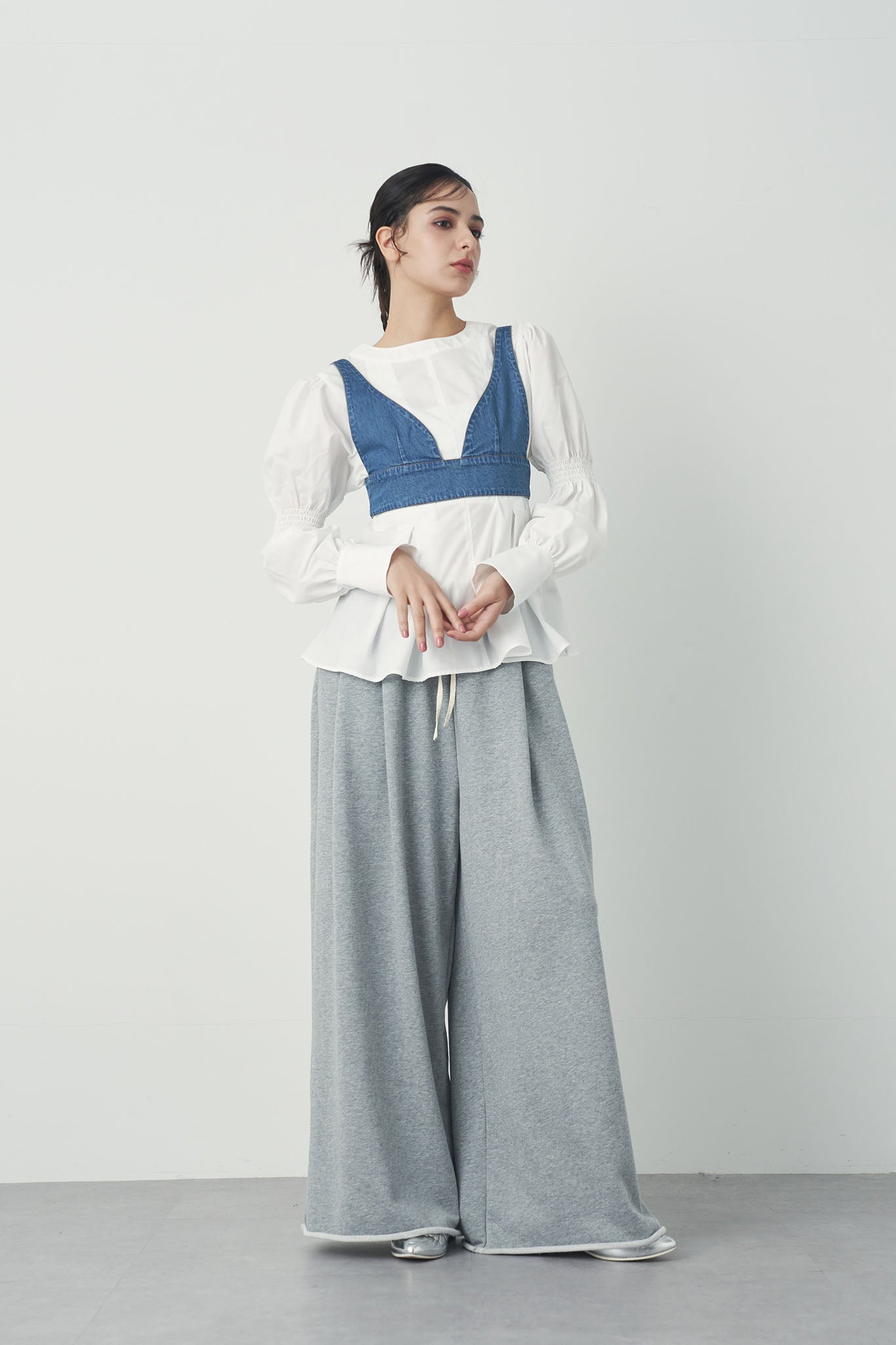 ギャザースリーブブラウス