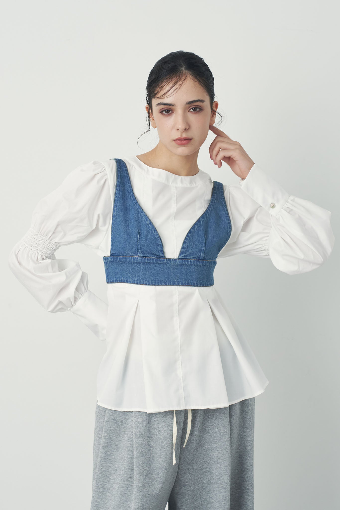 ギャザースリーブブラウス