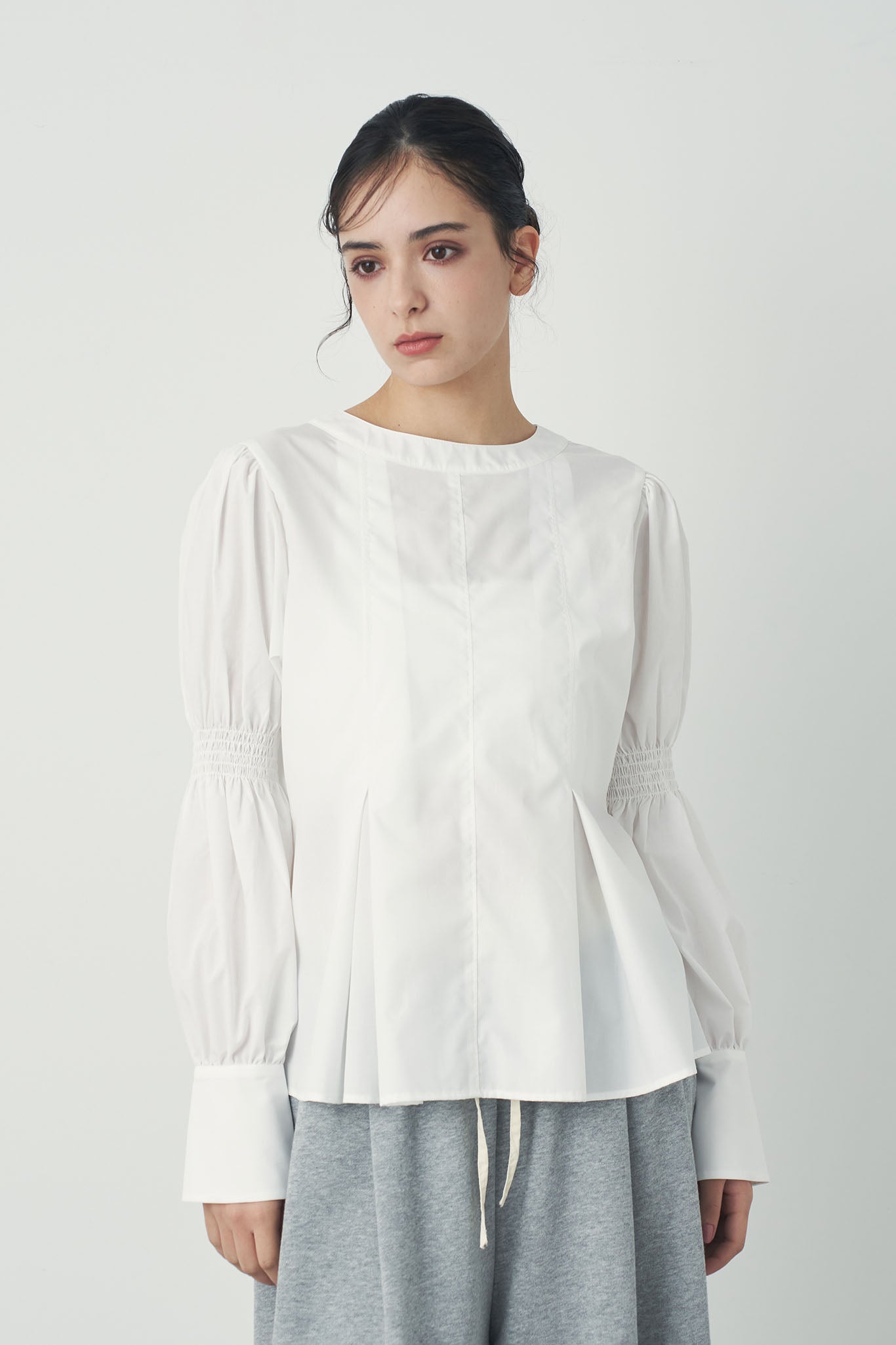 ギャザースリーブブラウス