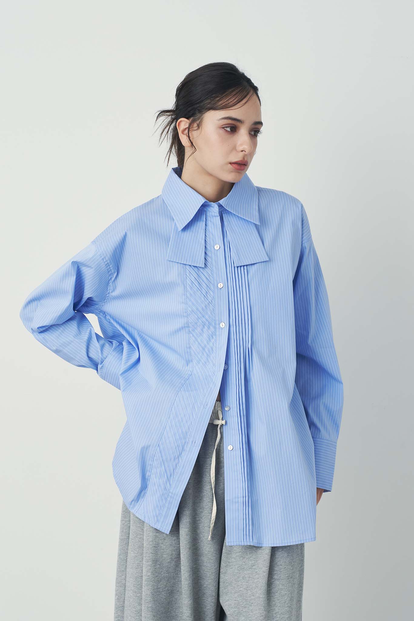 ピンタックデザインシャツ