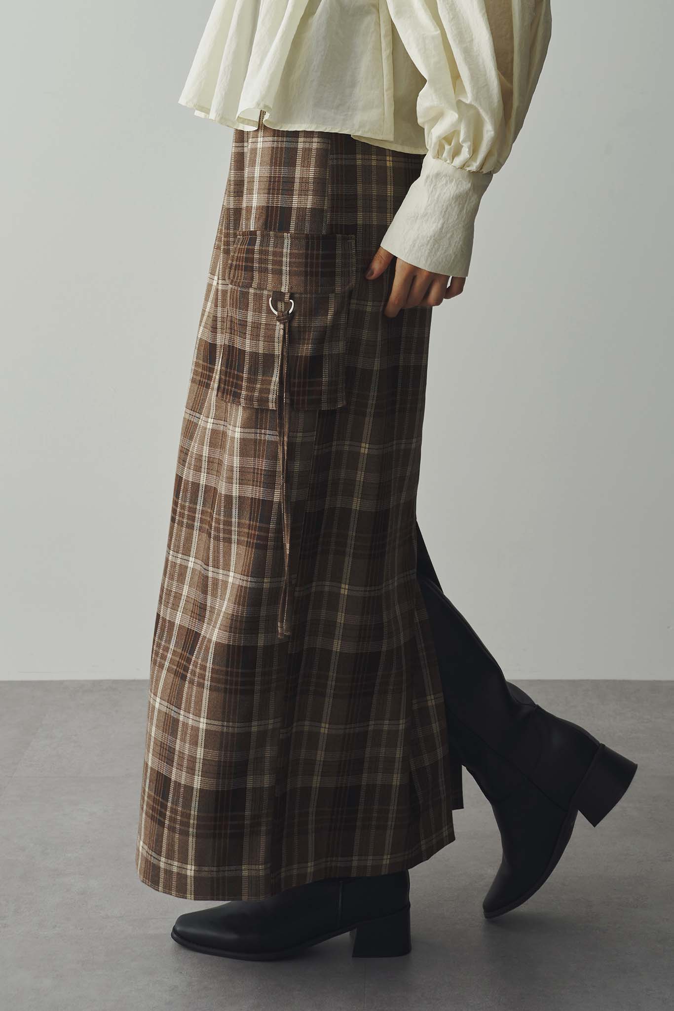 チェックアウトポケットスカート