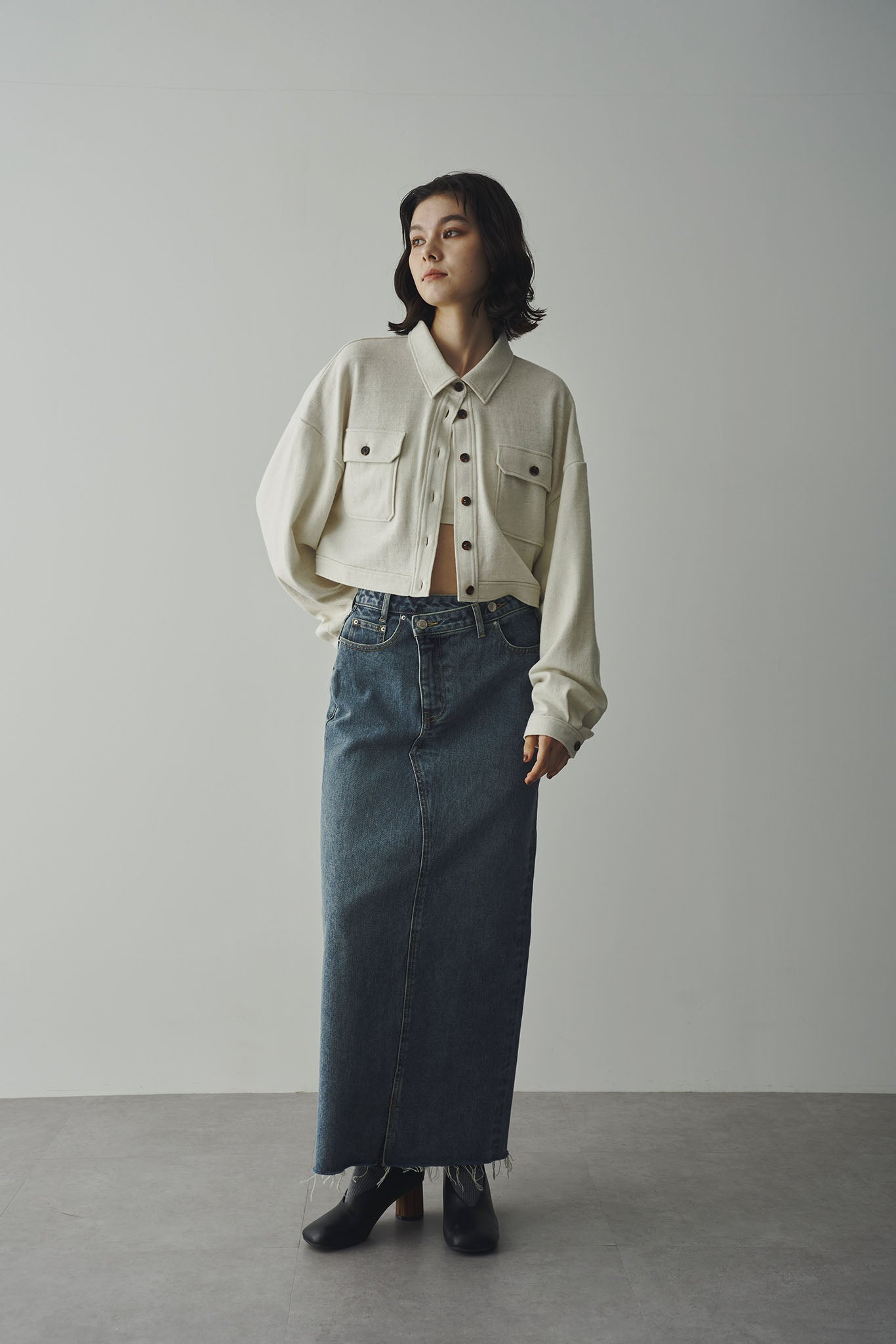 Brushed short blouson
