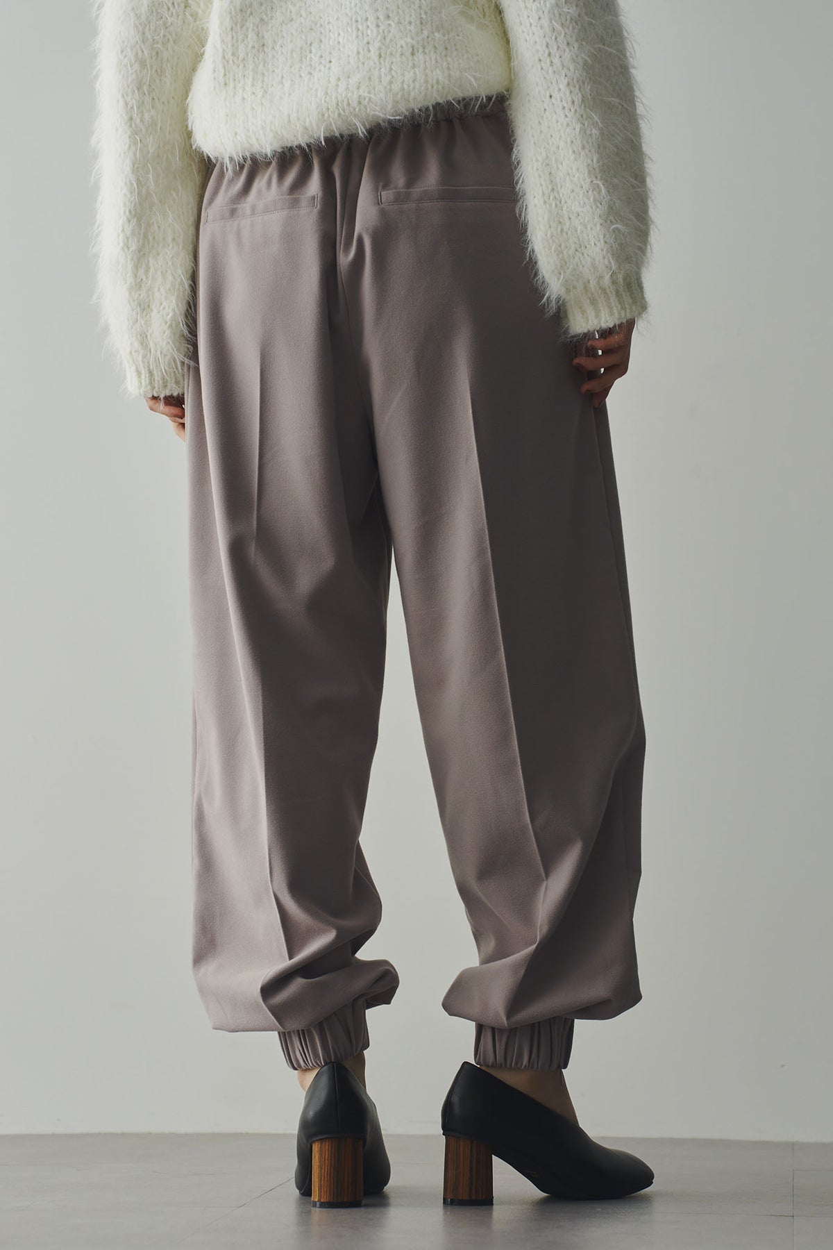 Sarouel Tuck Pants