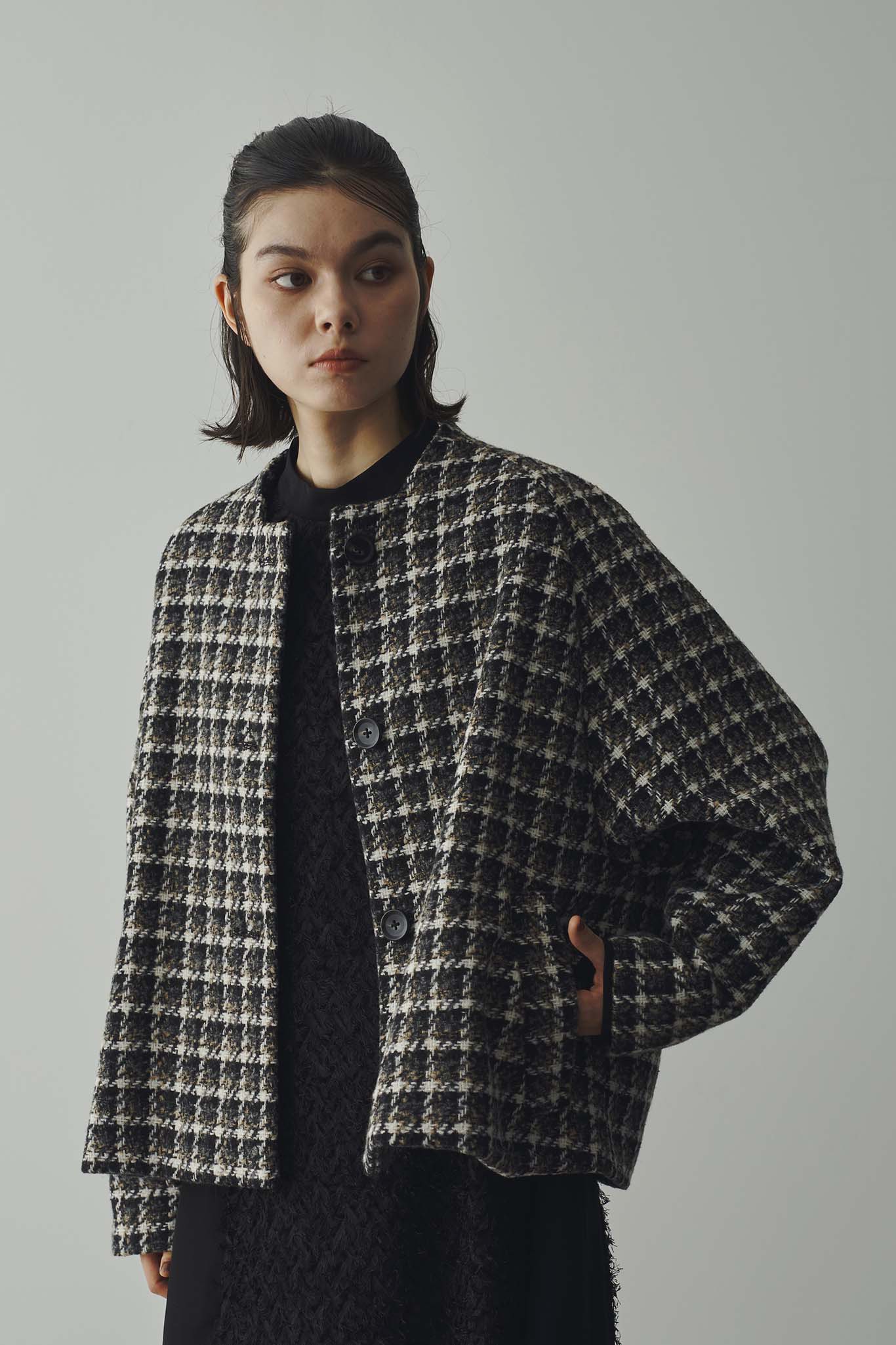 クロップドノーカラーコート