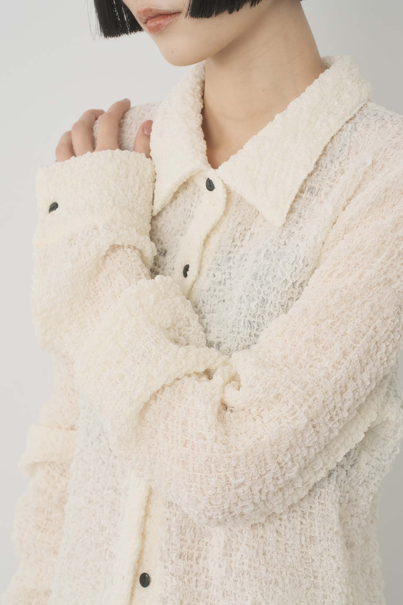 カットレースシアシャツ