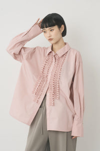 フロントフリルディテールシャツ