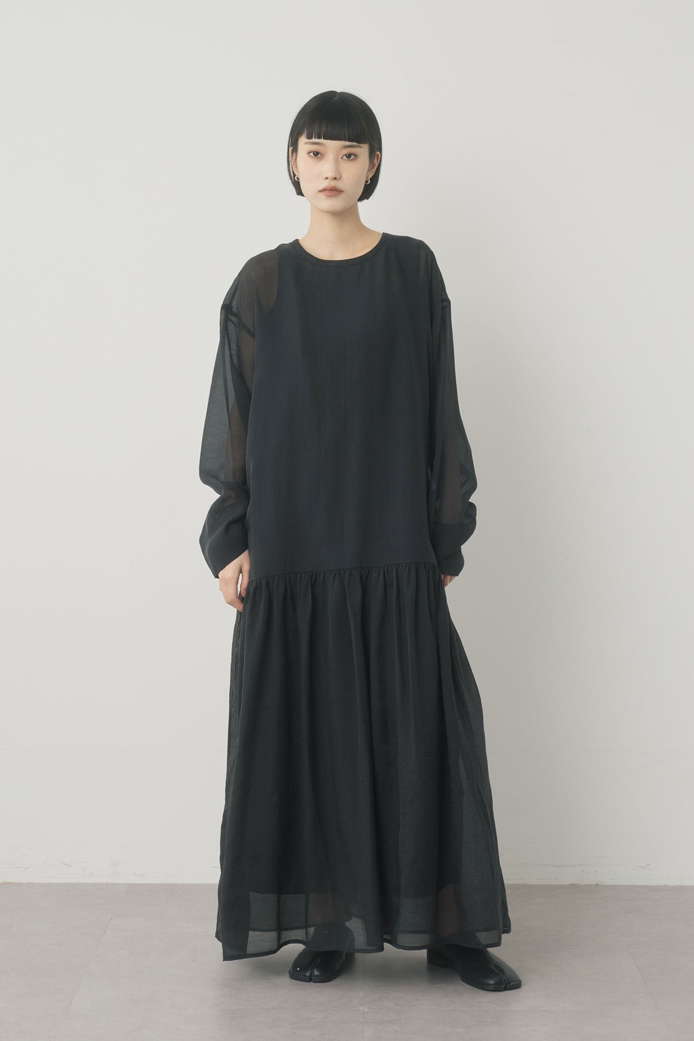 オーガンジーレイヤードワンピース