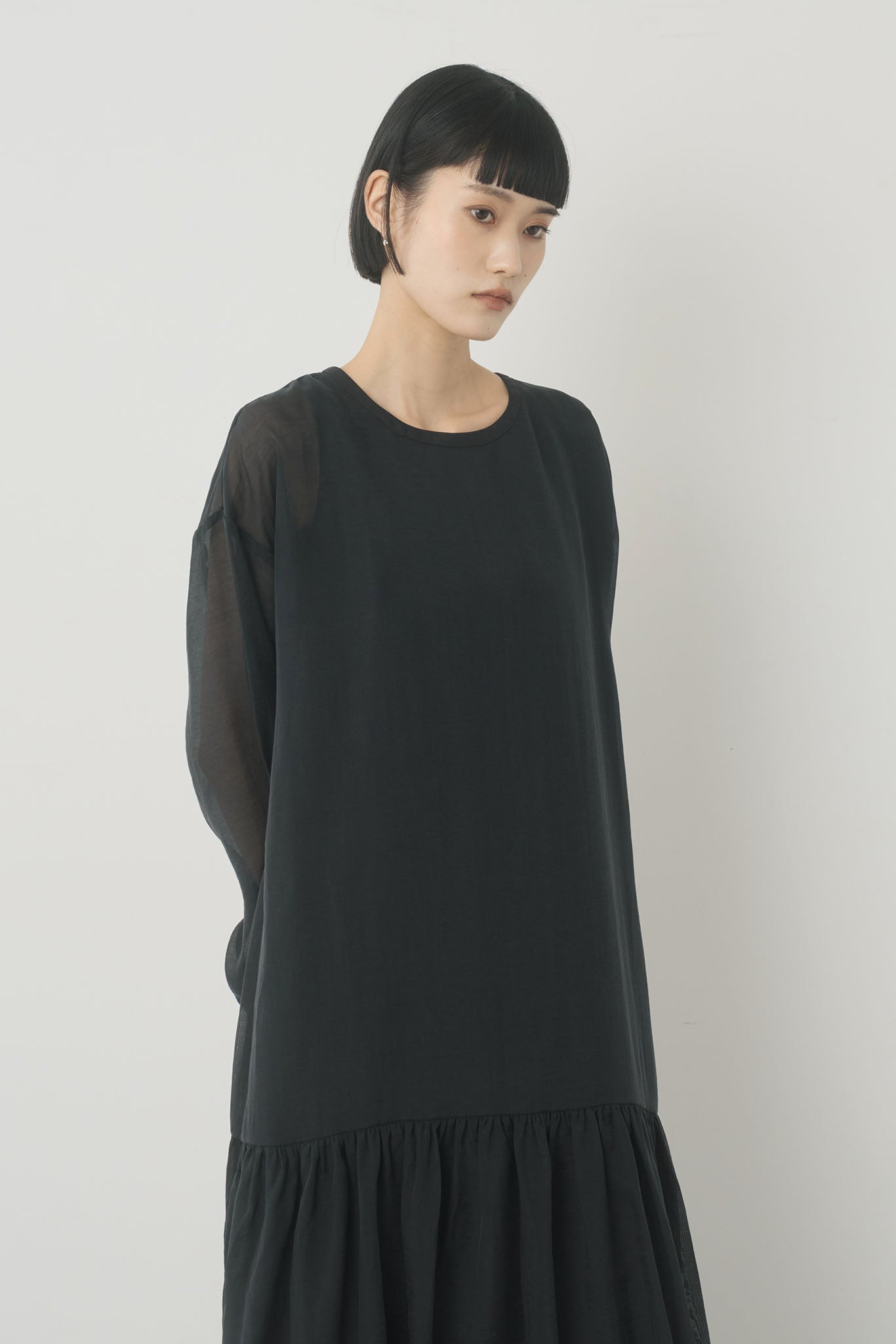 オーガンジーレイヤードワンピース