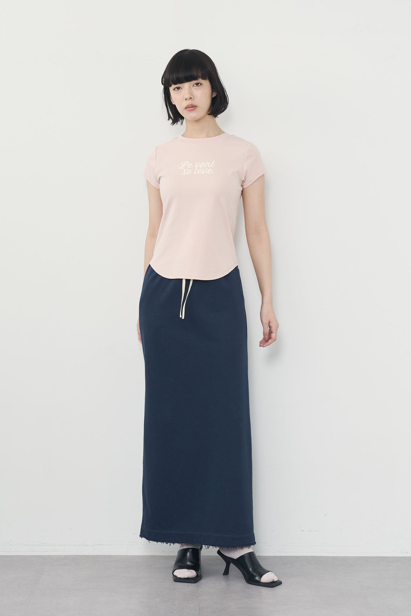 刺繍ロゴTee