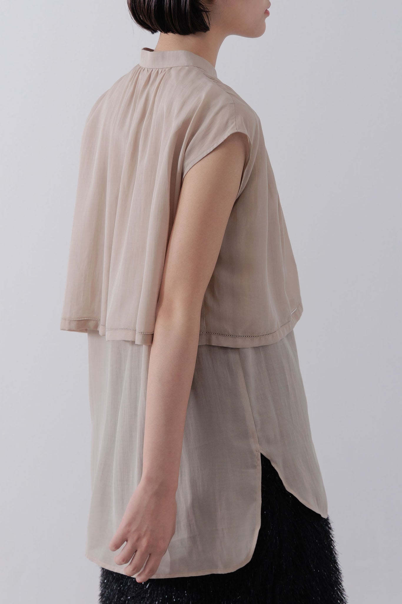 Sleeveless Cape Blouse