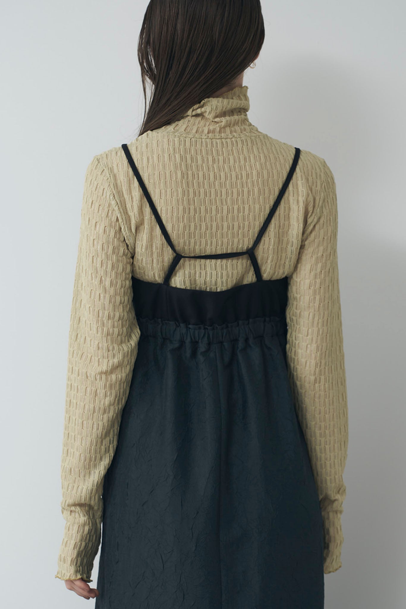 カットレーストップス