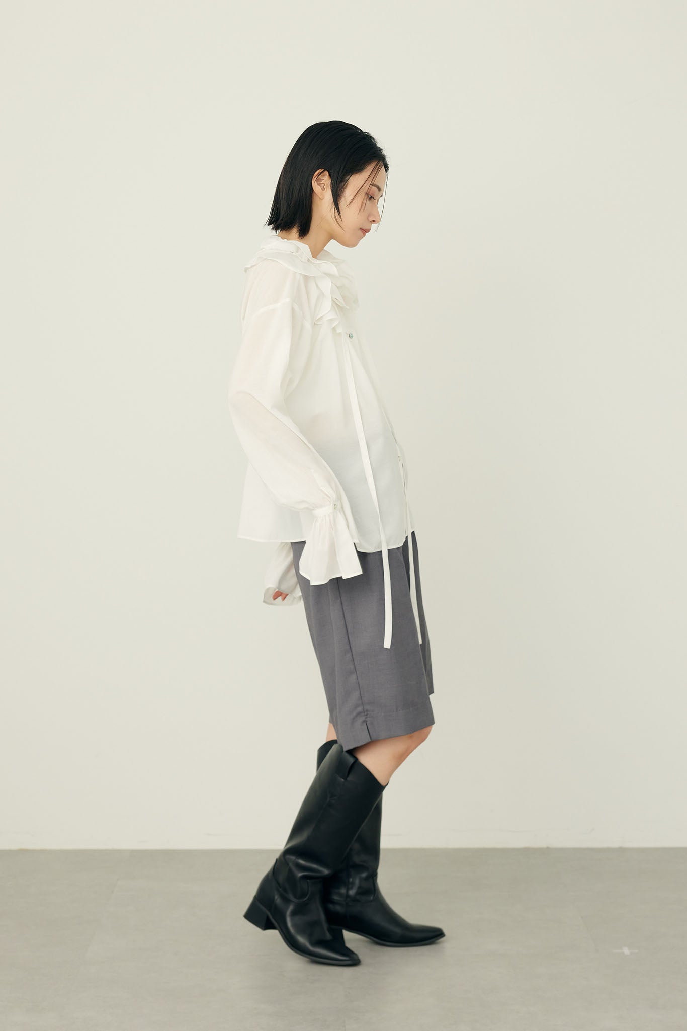 ラッフルシアブラウス