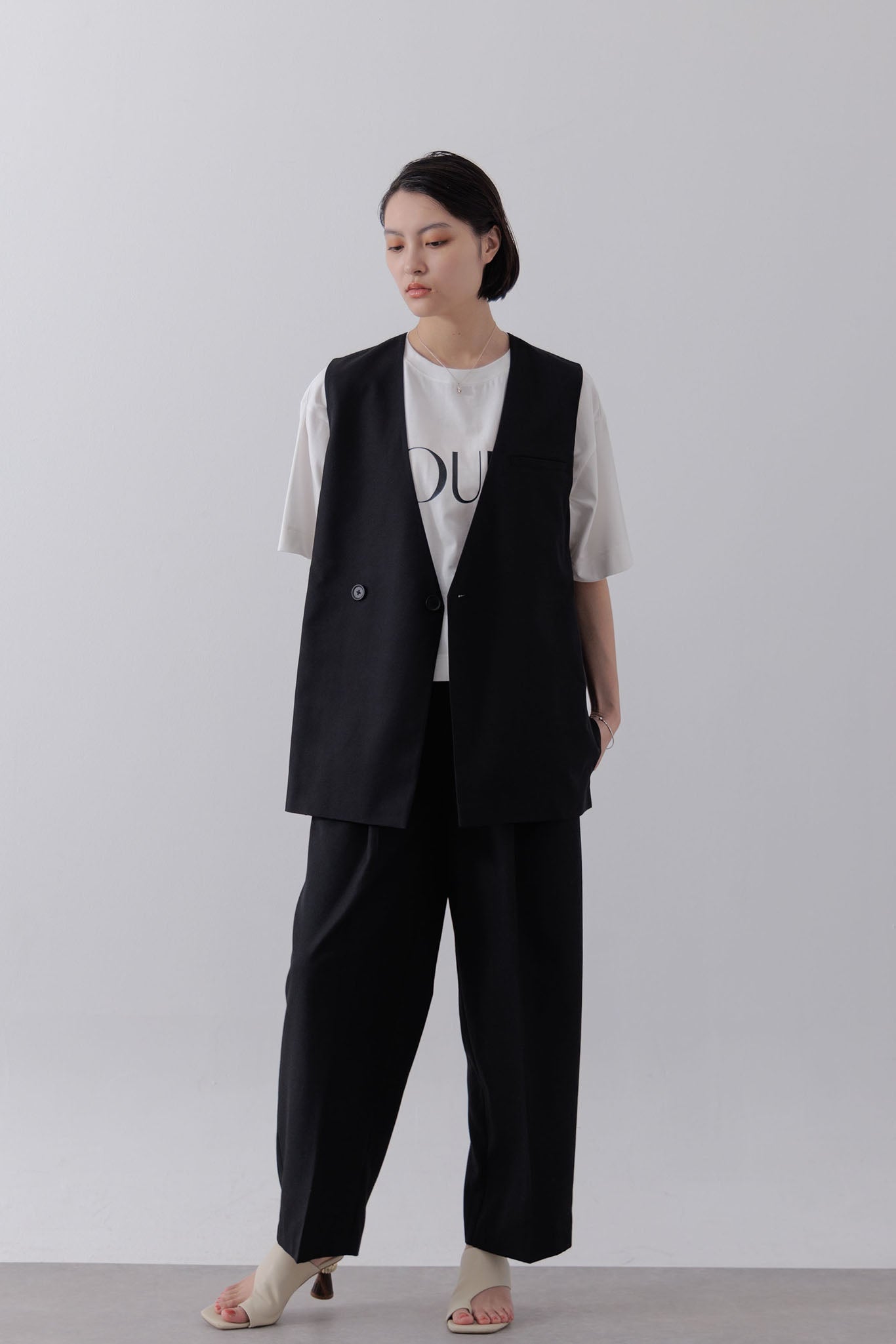 No collar gilet