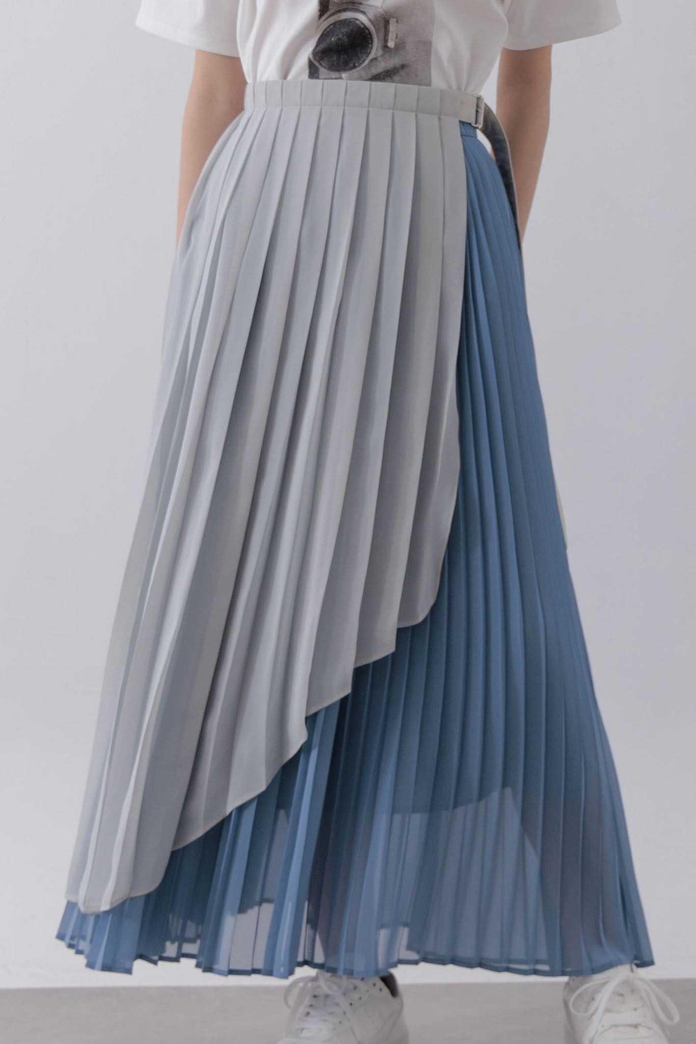 Wrap layered pleated skirt