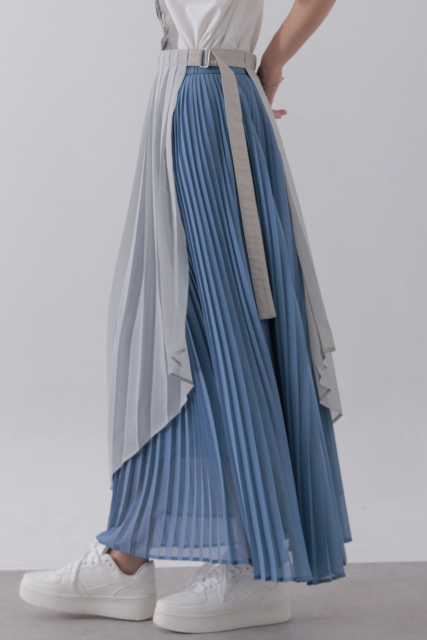 Wrap layered pleated skirt