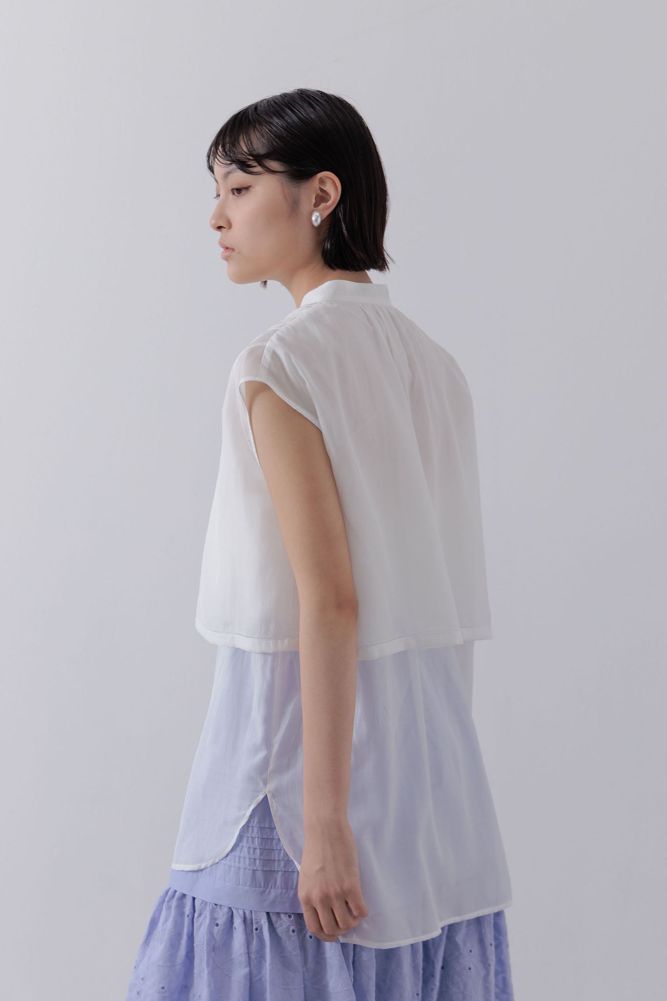 Sleeveless Cape Blouse