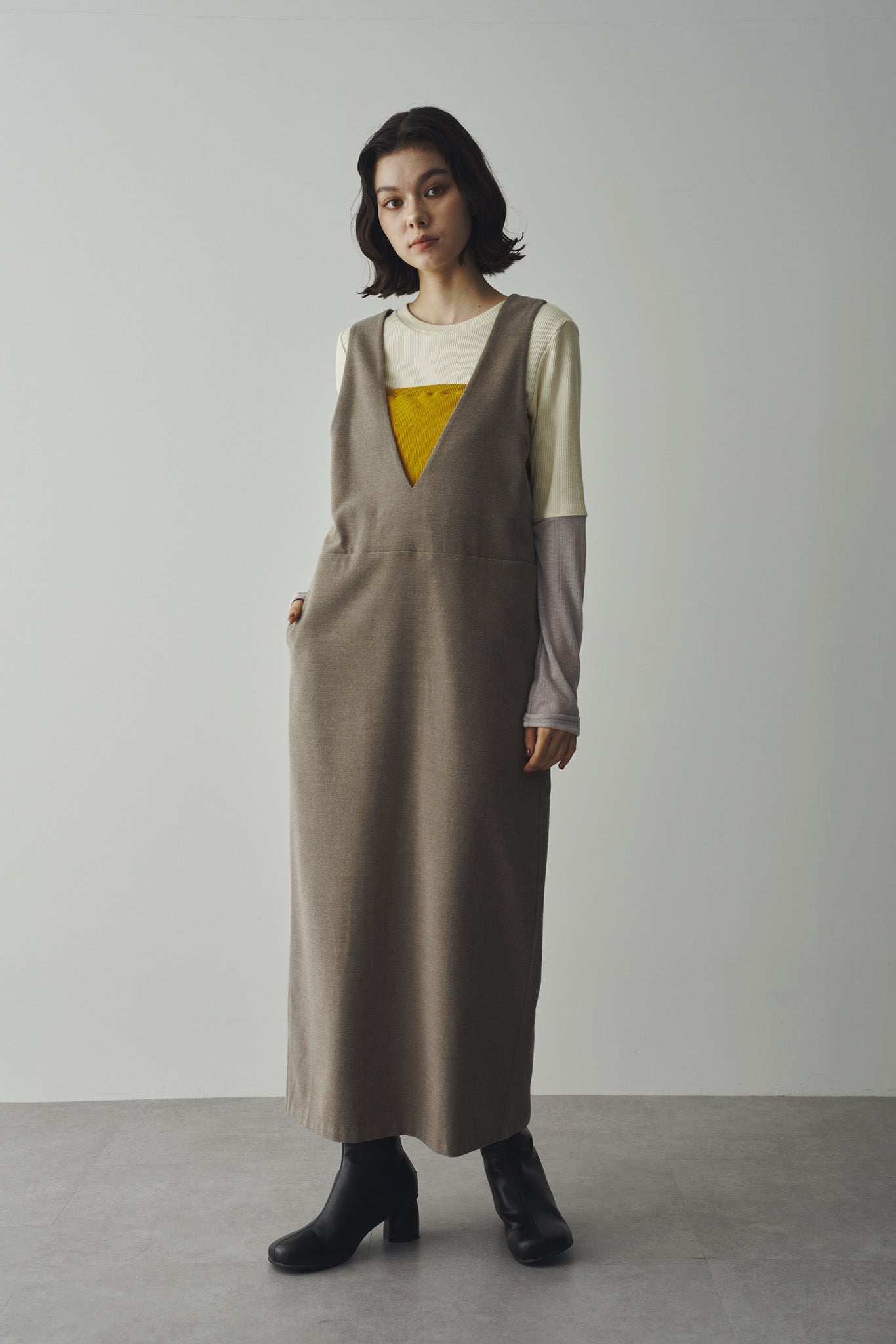 バイカラーリブトップス