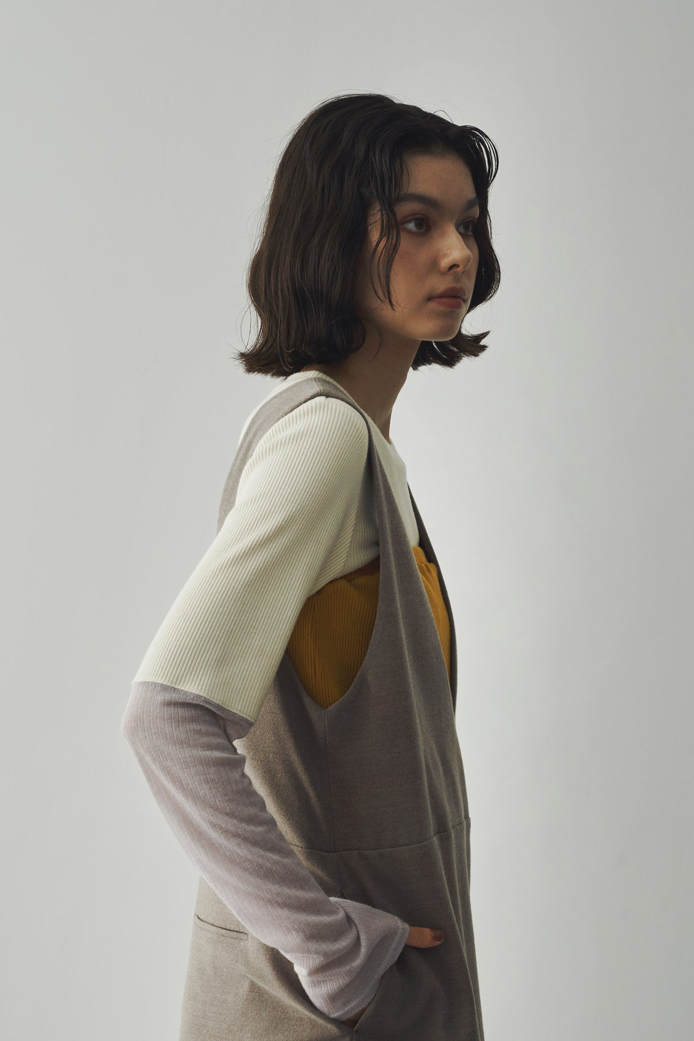 バイカラーリブトップス