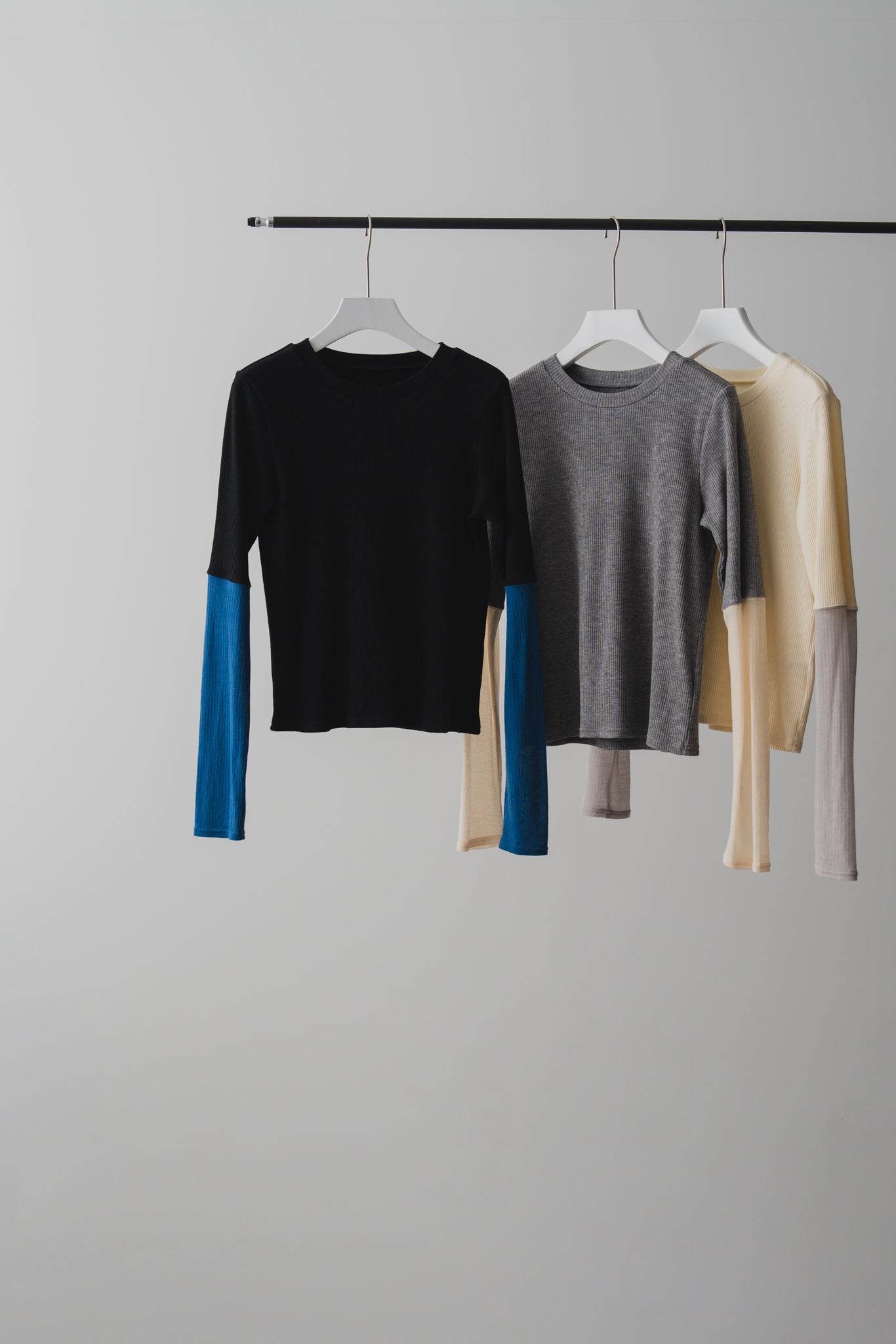 Bicolor ribbed top