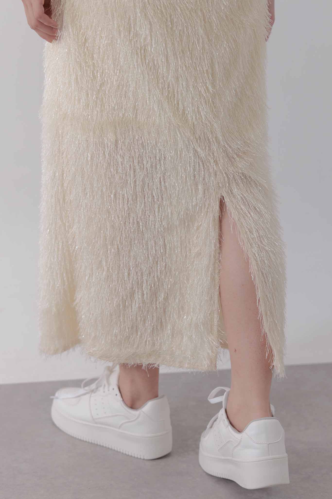 Shaggy skirt