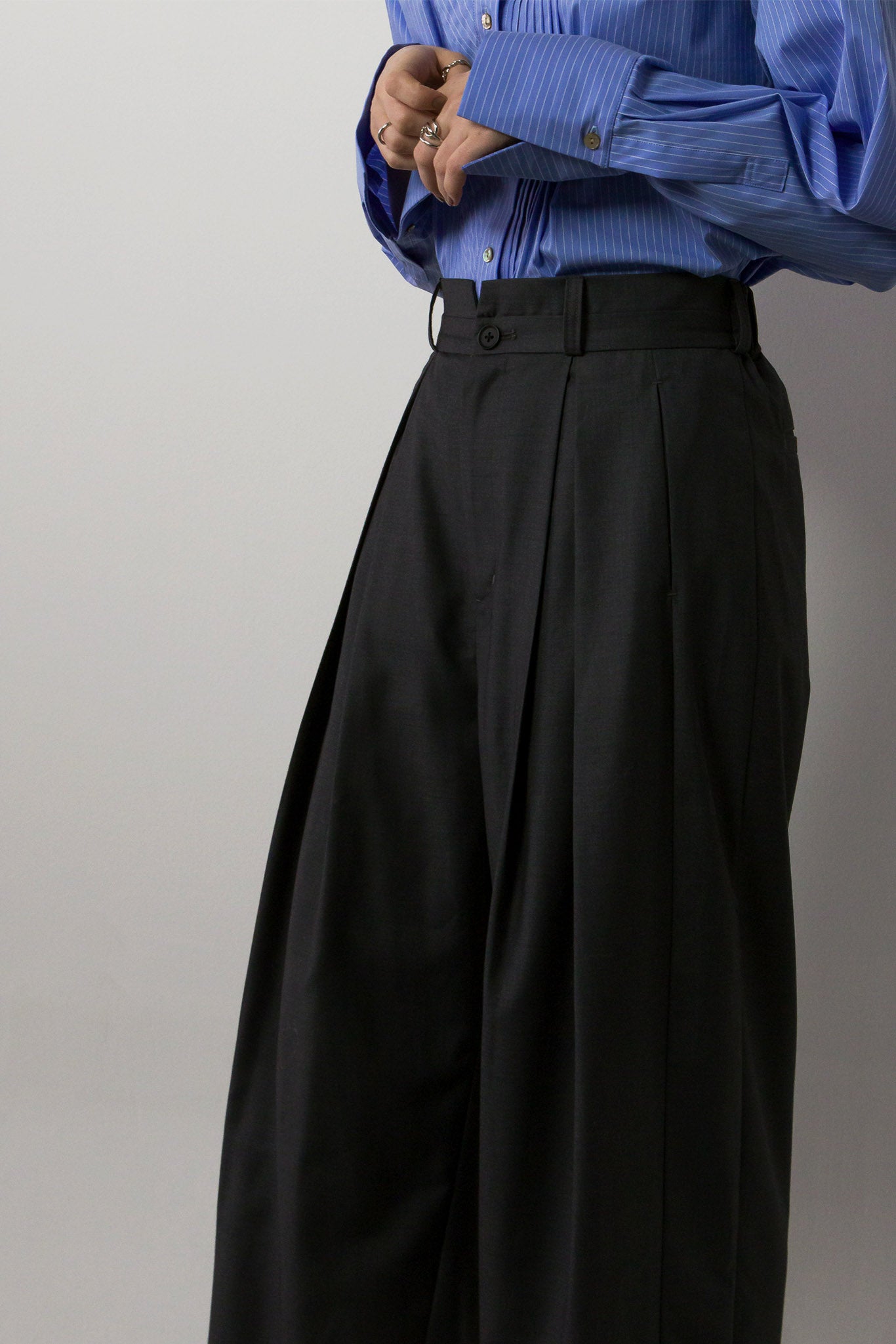 サキソニーロールアップパンツ