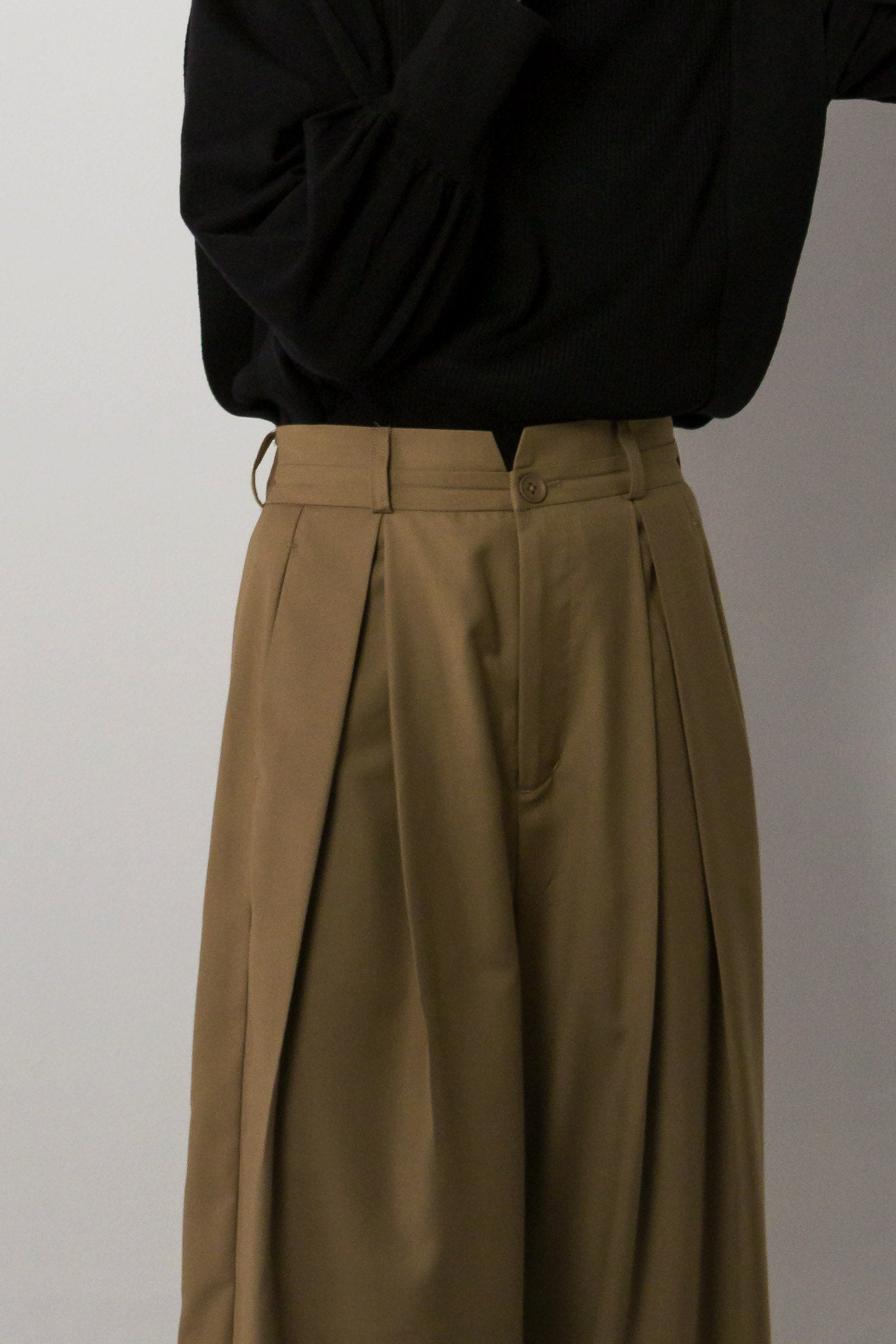 サキソニーロールアップパンツ