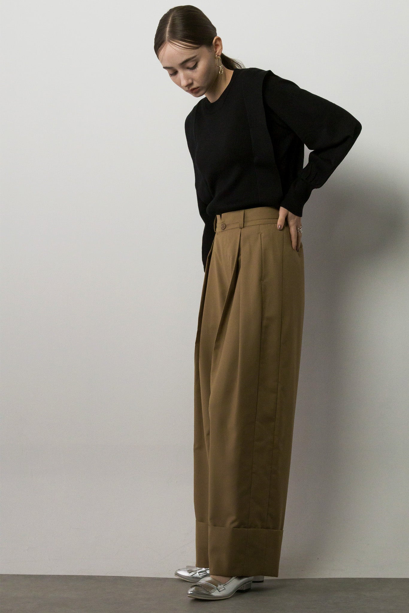 サキソニーロールアップパンツ