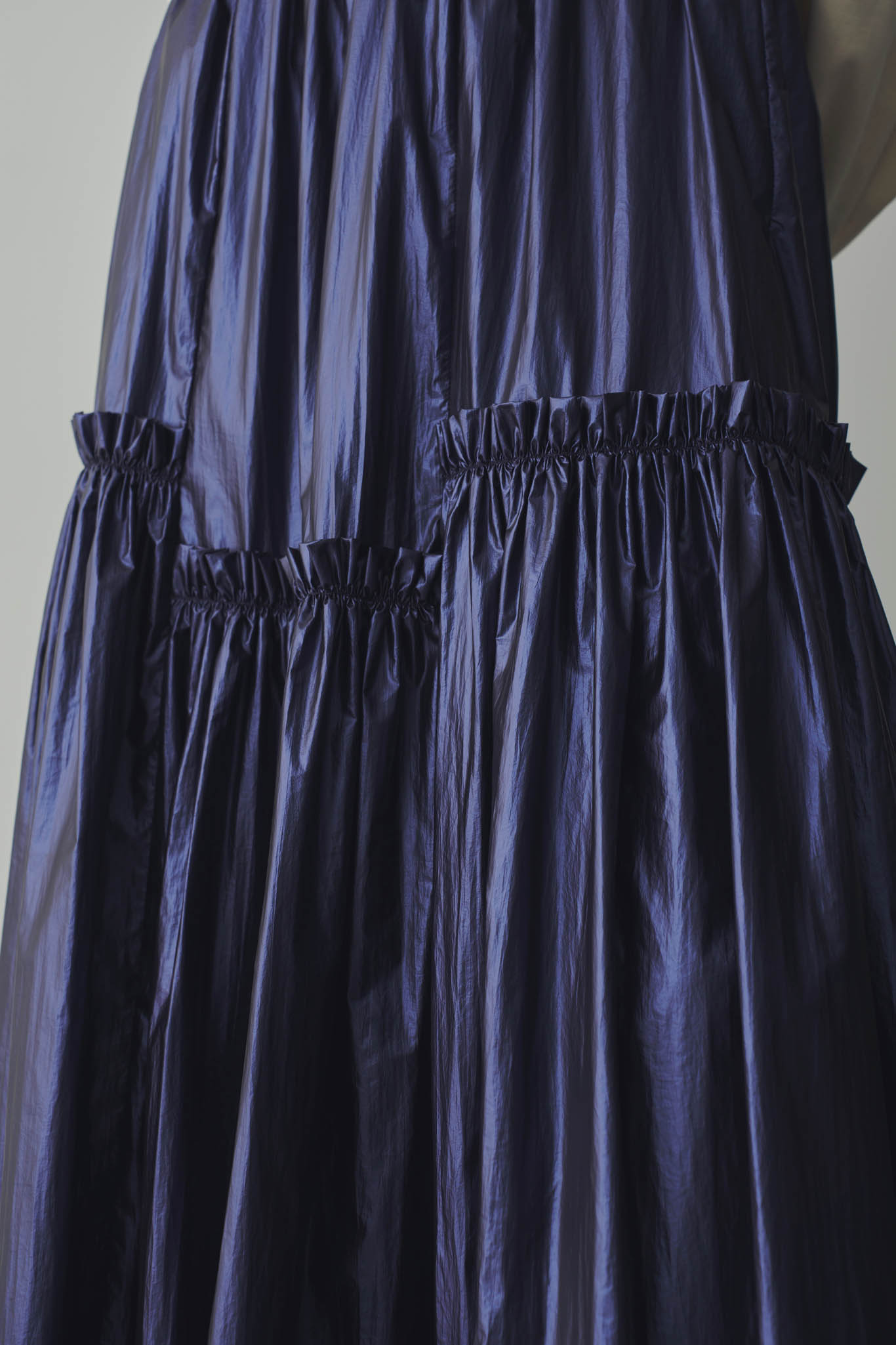 Shiny gathered skirt