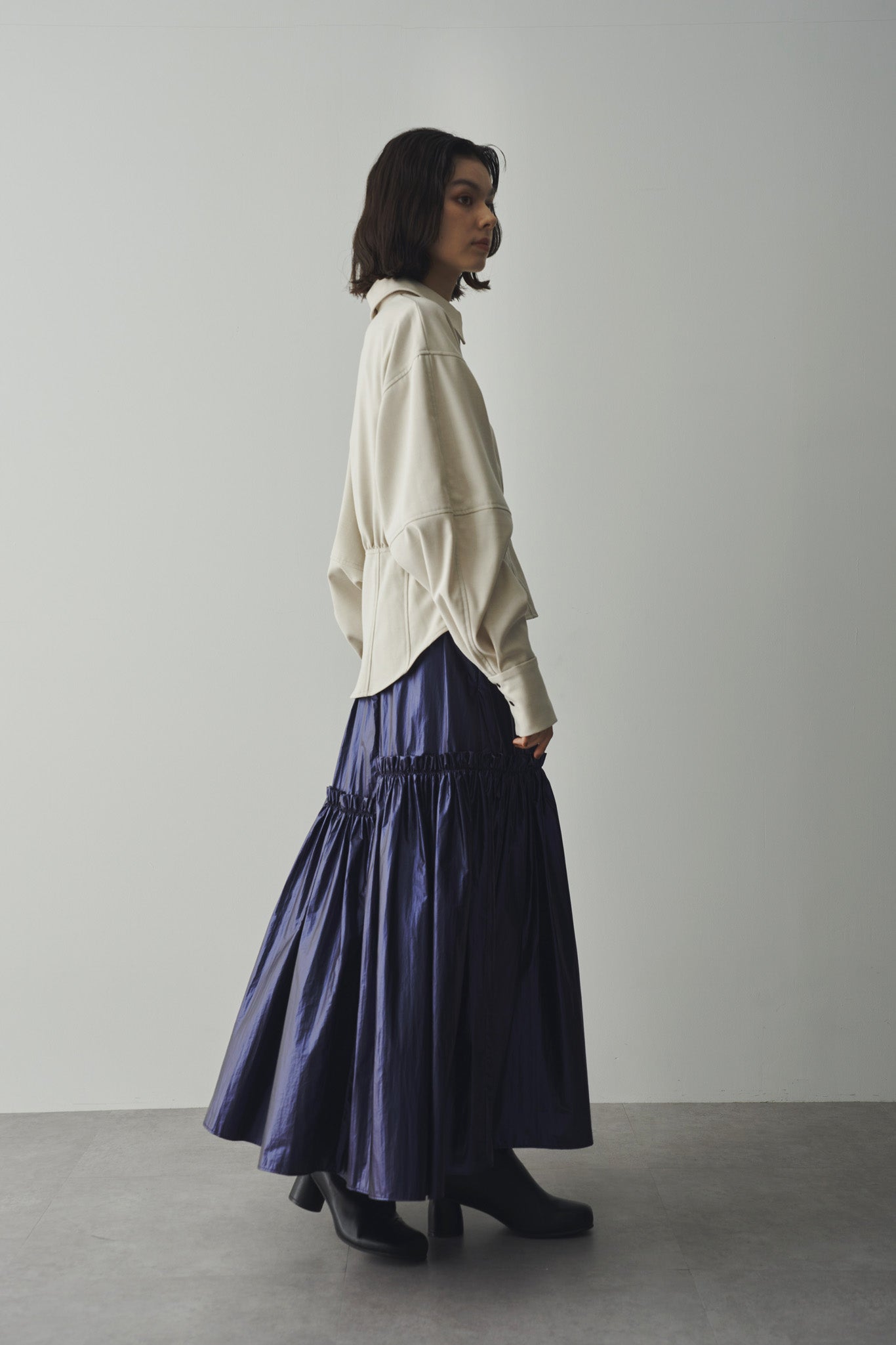 シャイニーギャザースカート