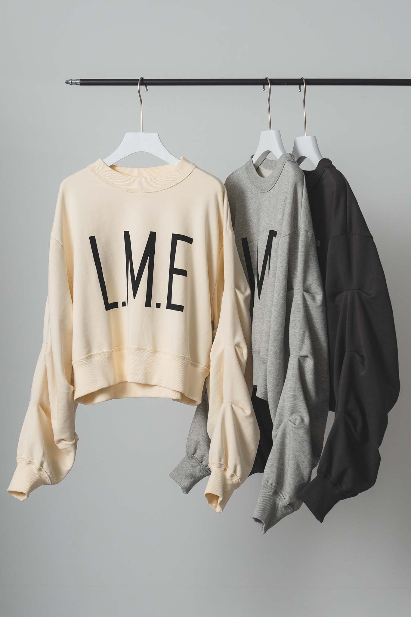 タックスリーブロゴスエット