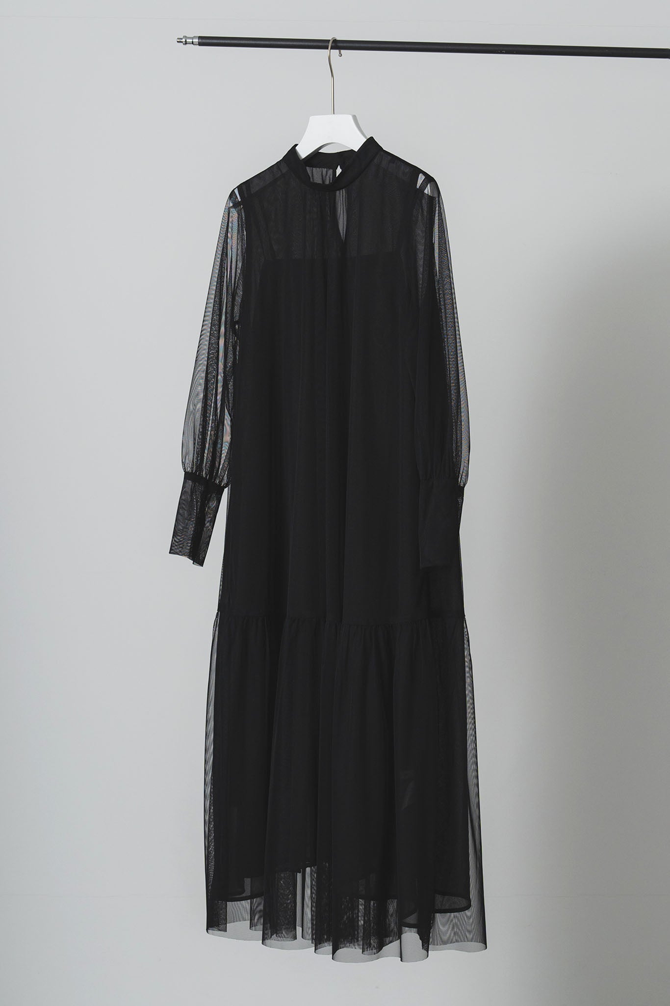 チュールレイヤードワンピース