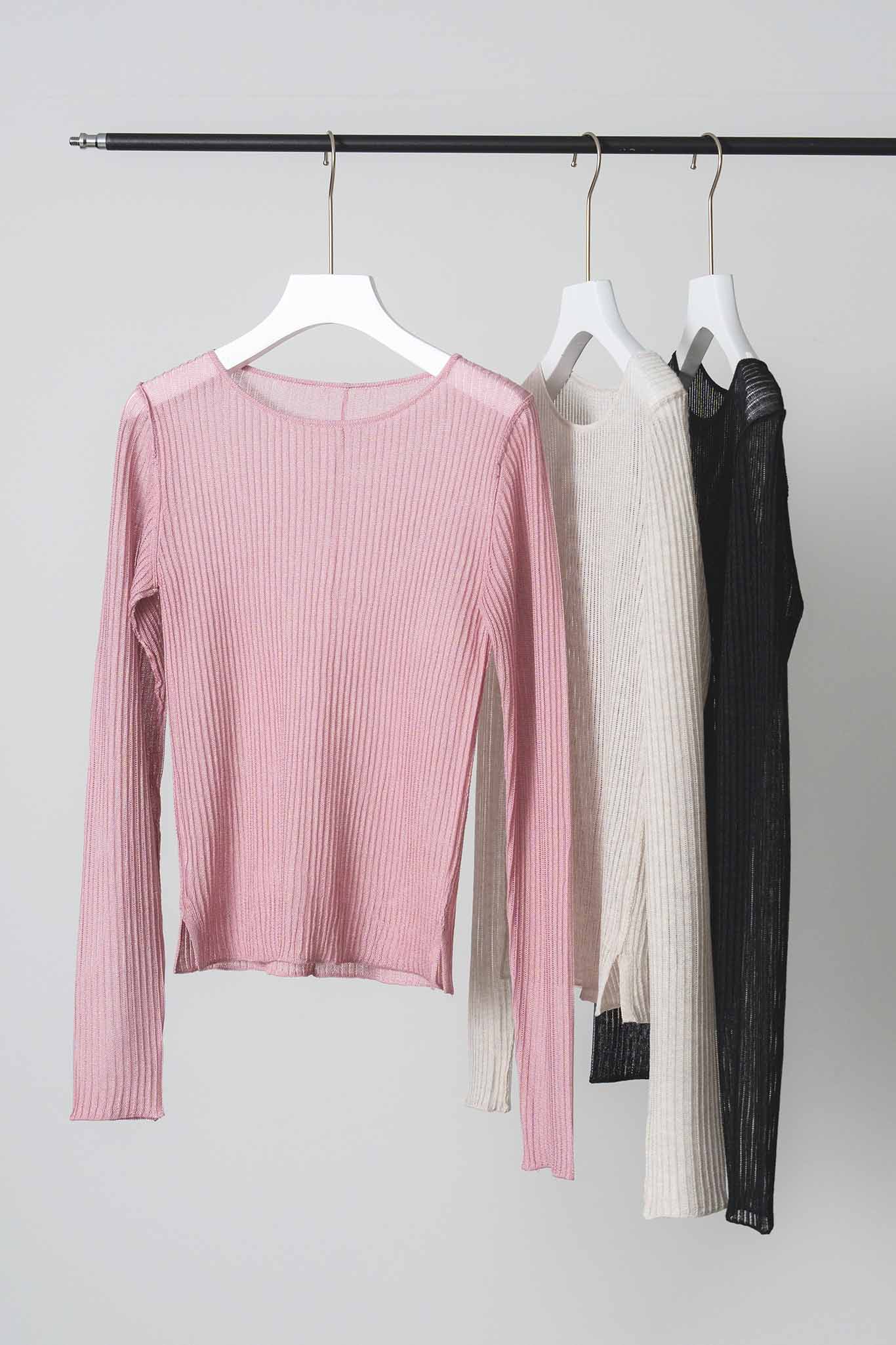 シアープリーツトップス