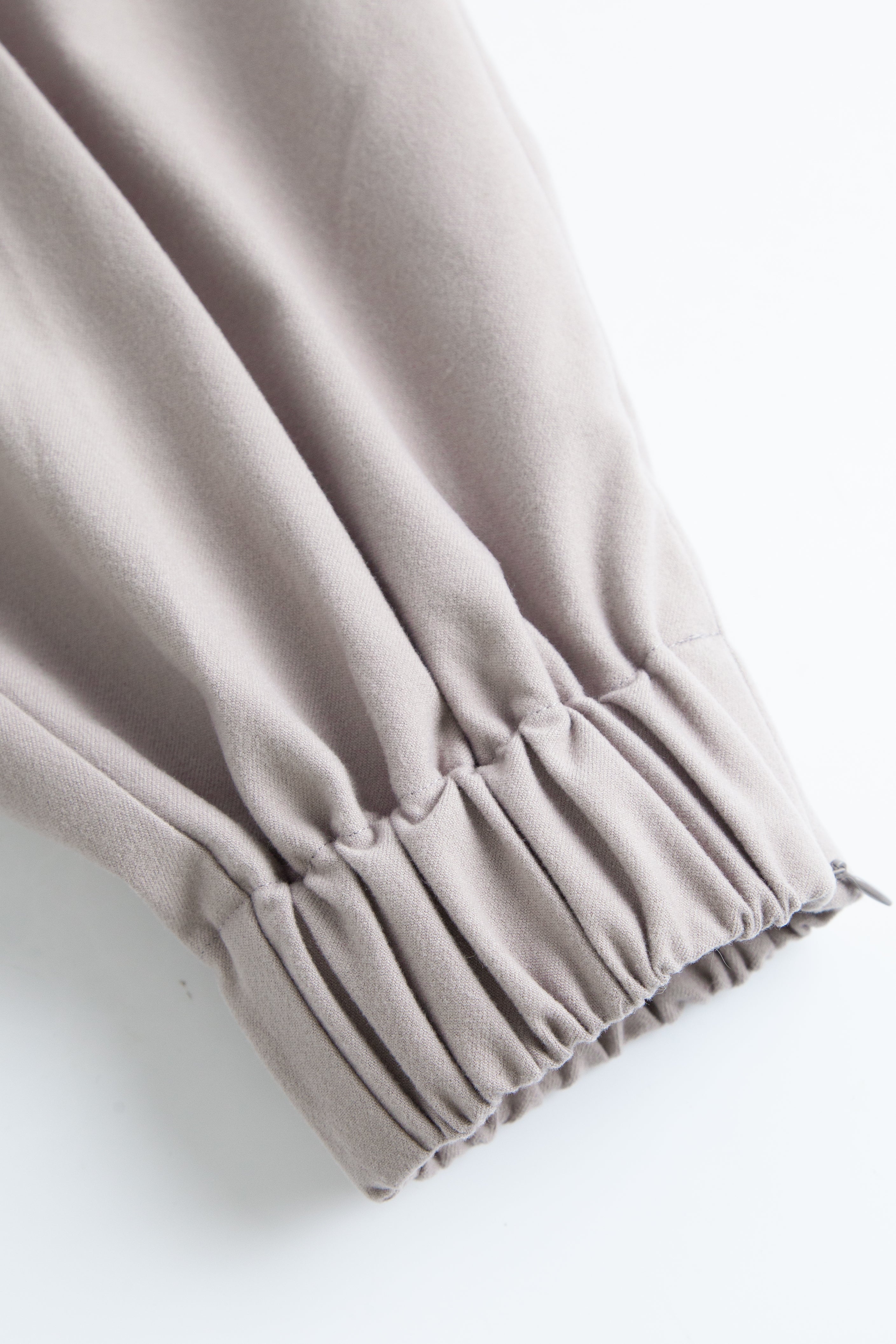 サルエルタックパンツ