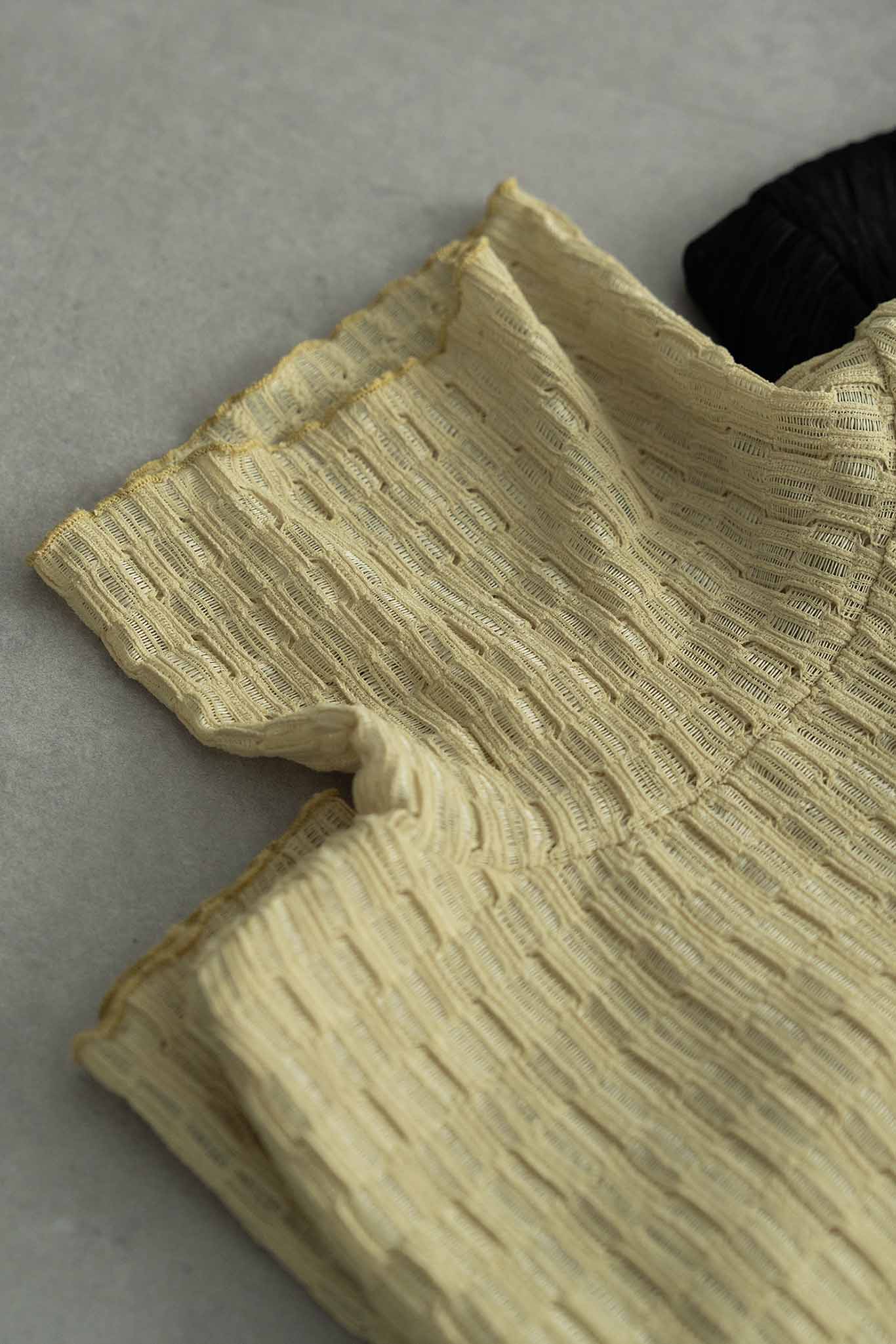 カットレーストップス