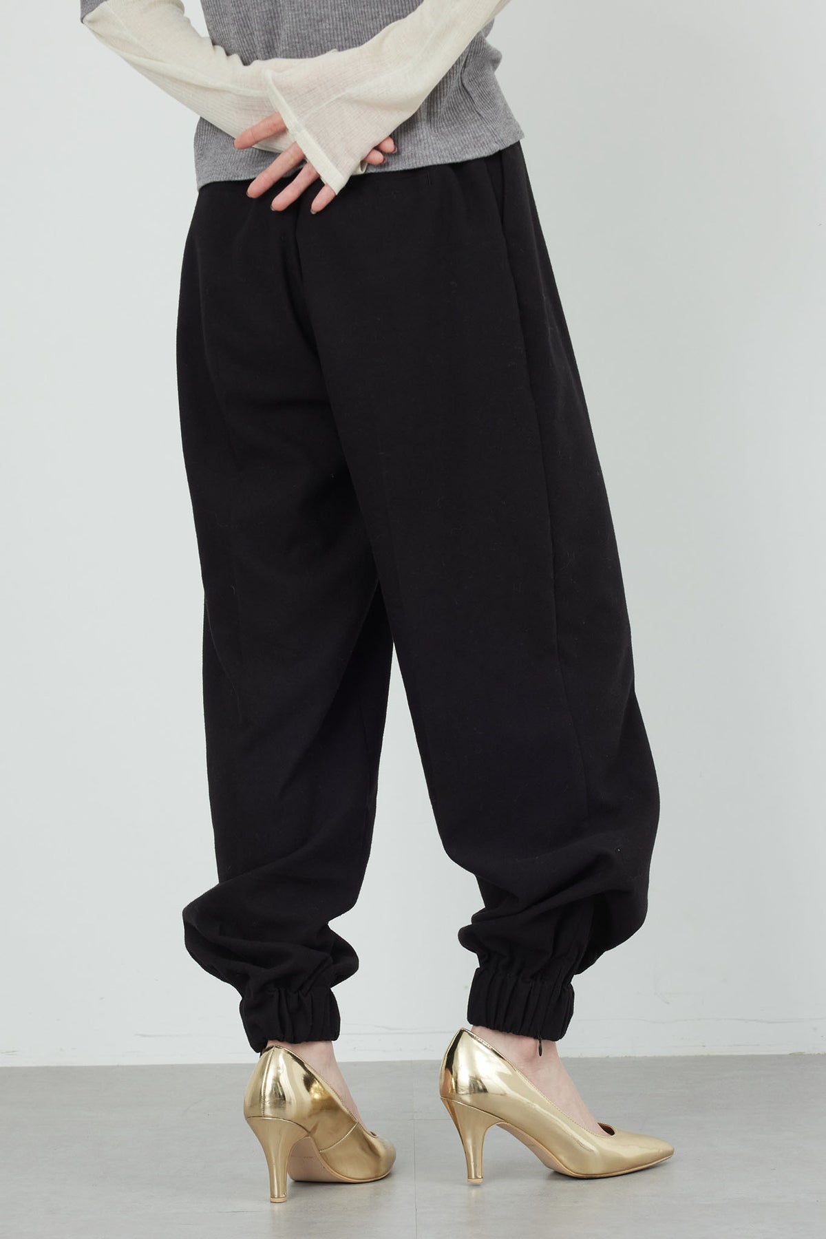 Sarouel Tuck Pants