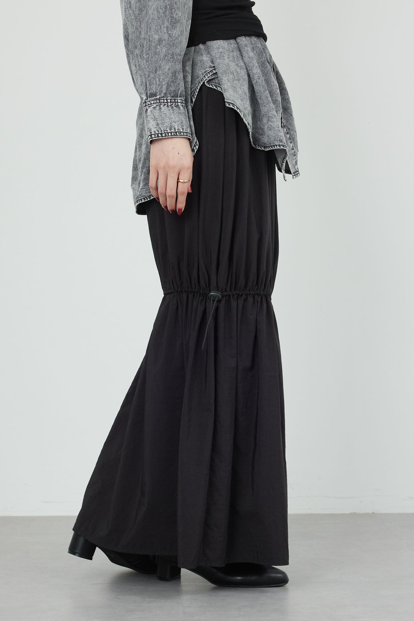 リブウエストナイロンスカート