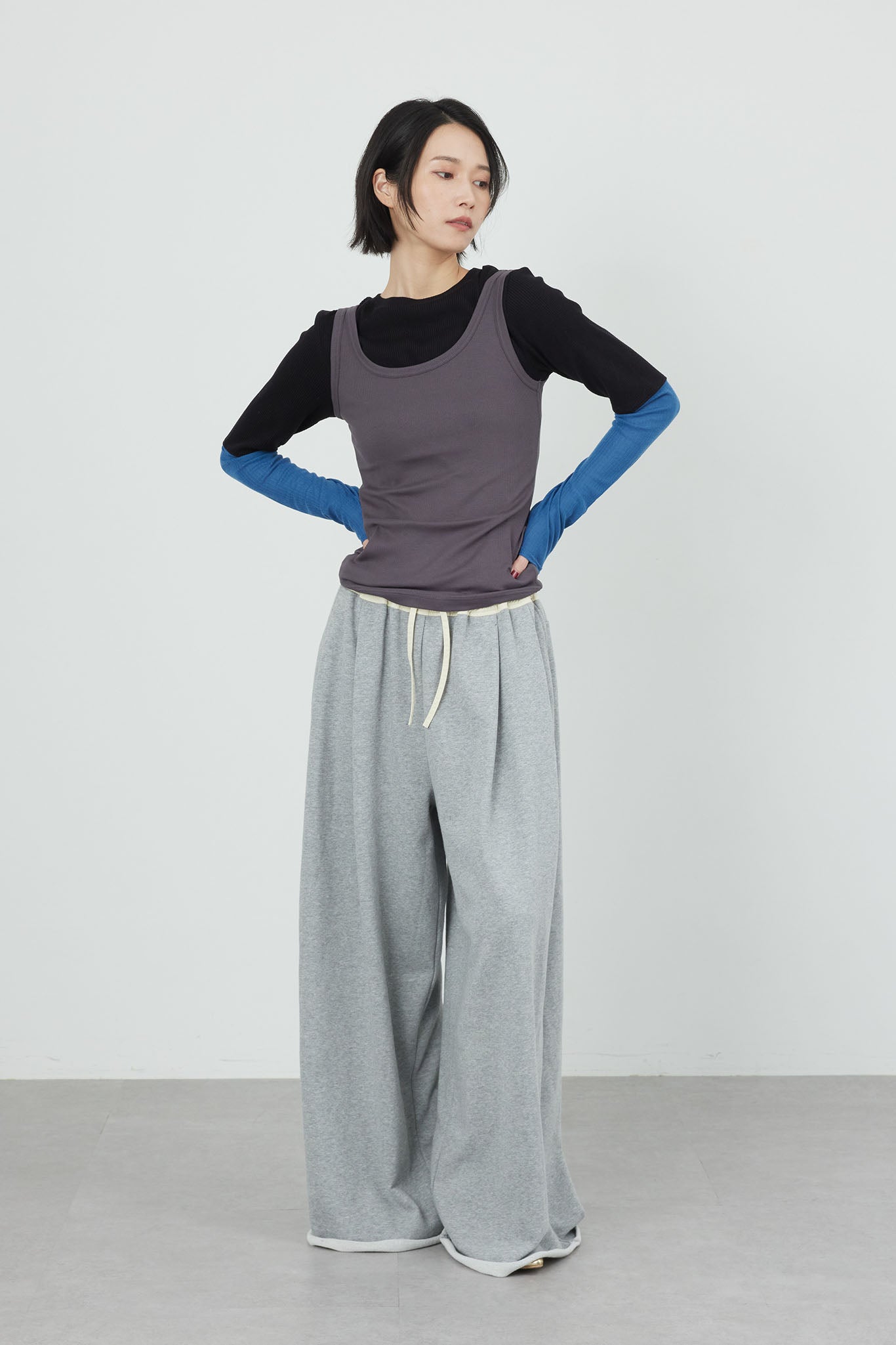 スエットワイドパンツ