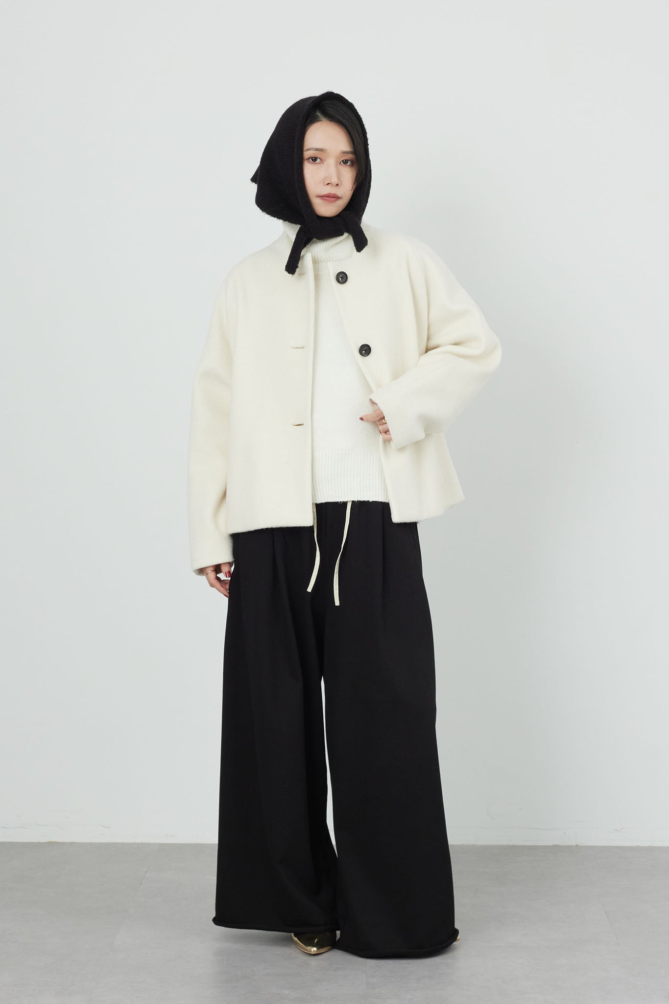 ハイネックモールヤーンニット