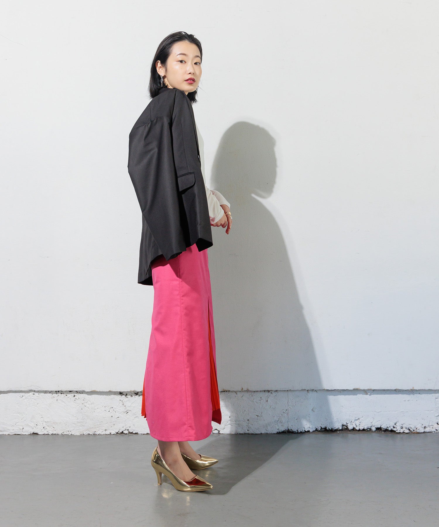 Double-breasted jacket with slit sleeves